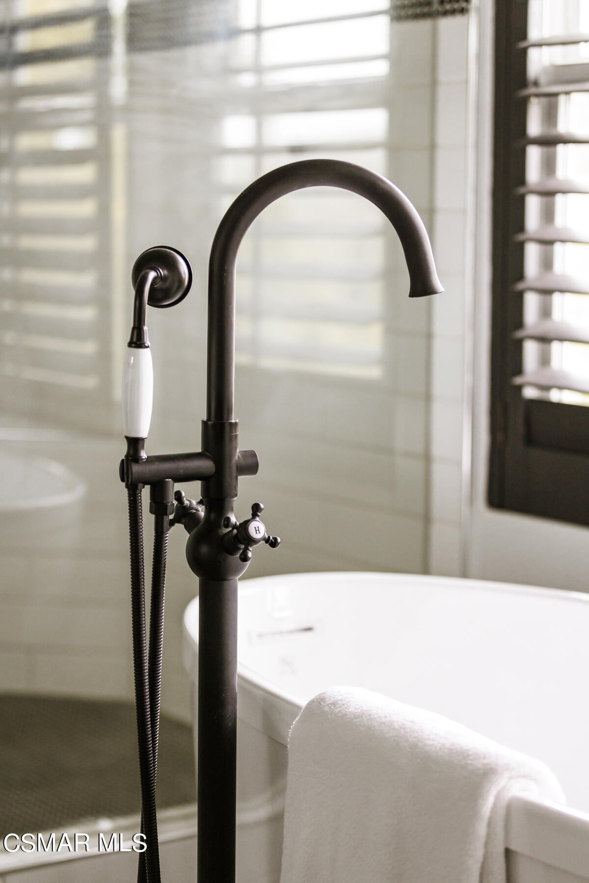 3156 Versaille Court