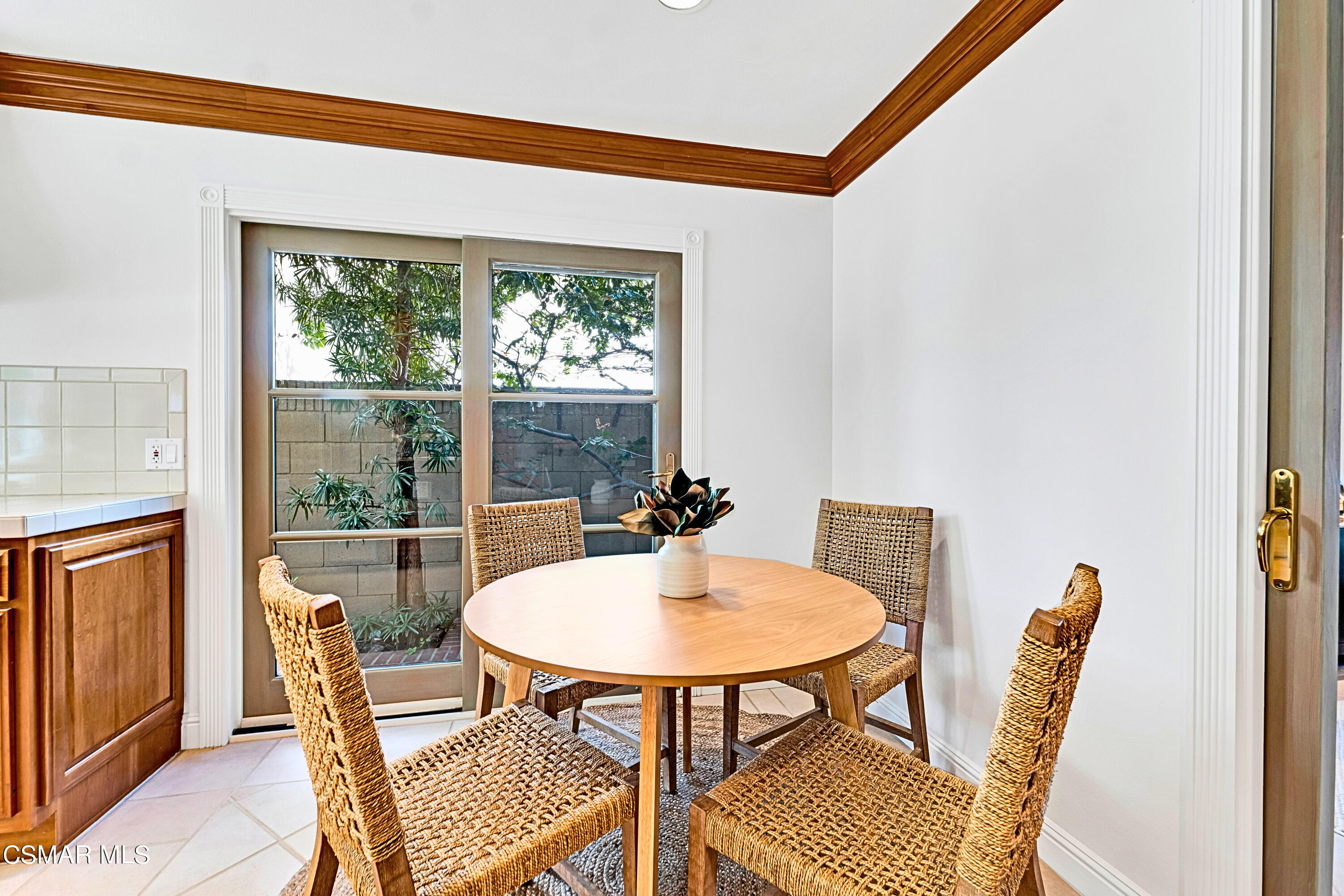 19432 Pine Valley Avenue