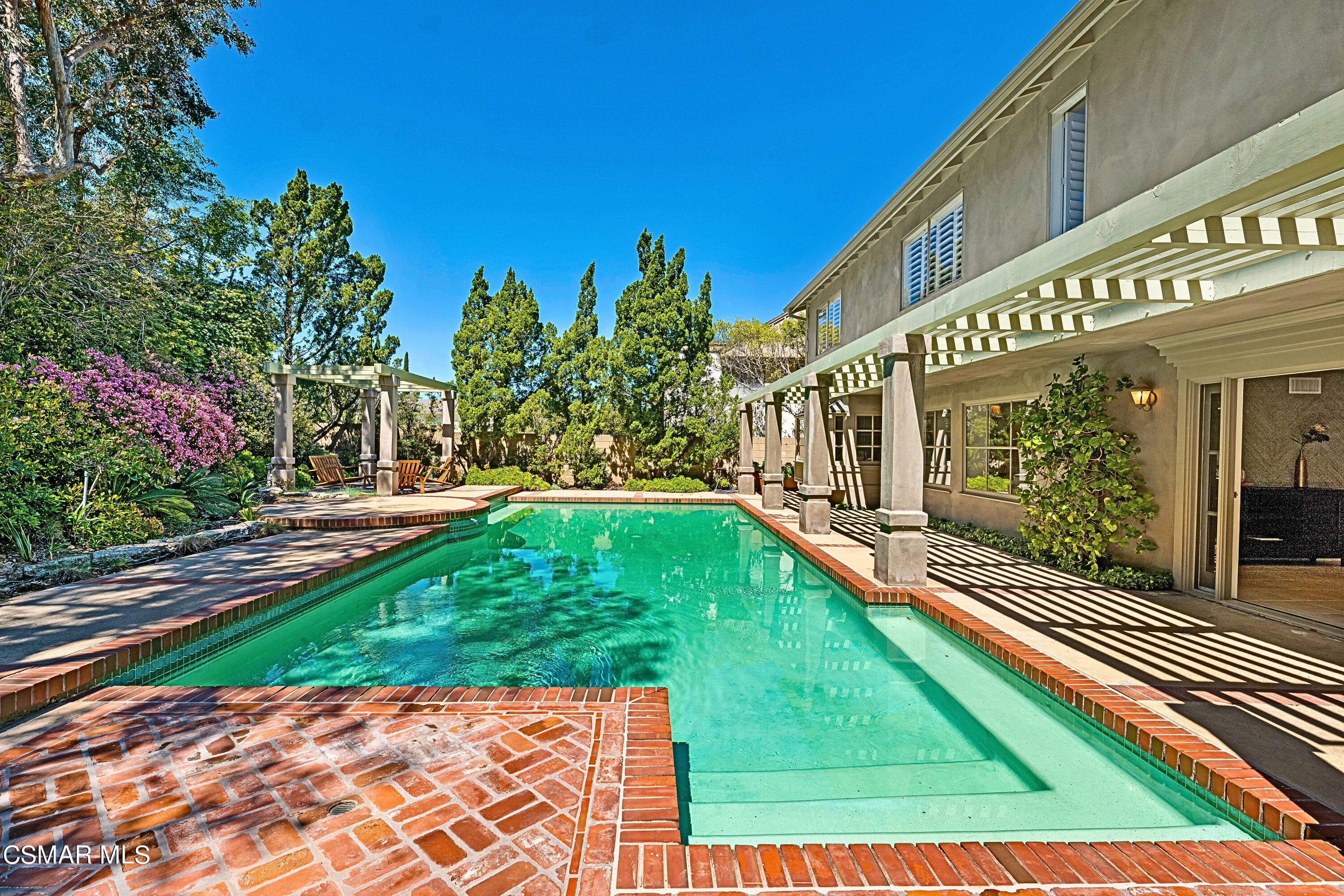 19432 Pine Valley Avenue