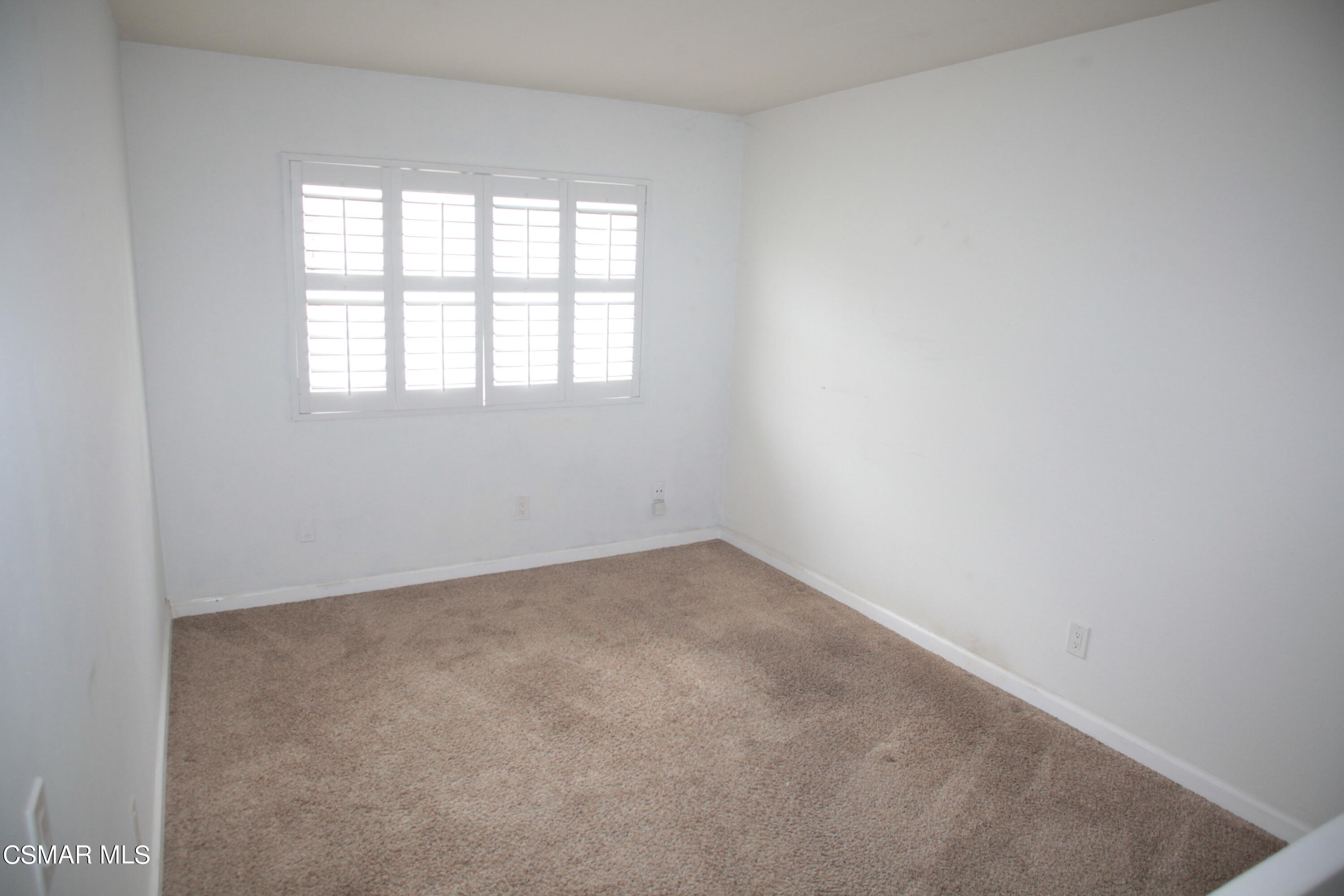 6121 Shoup Avenue, 25