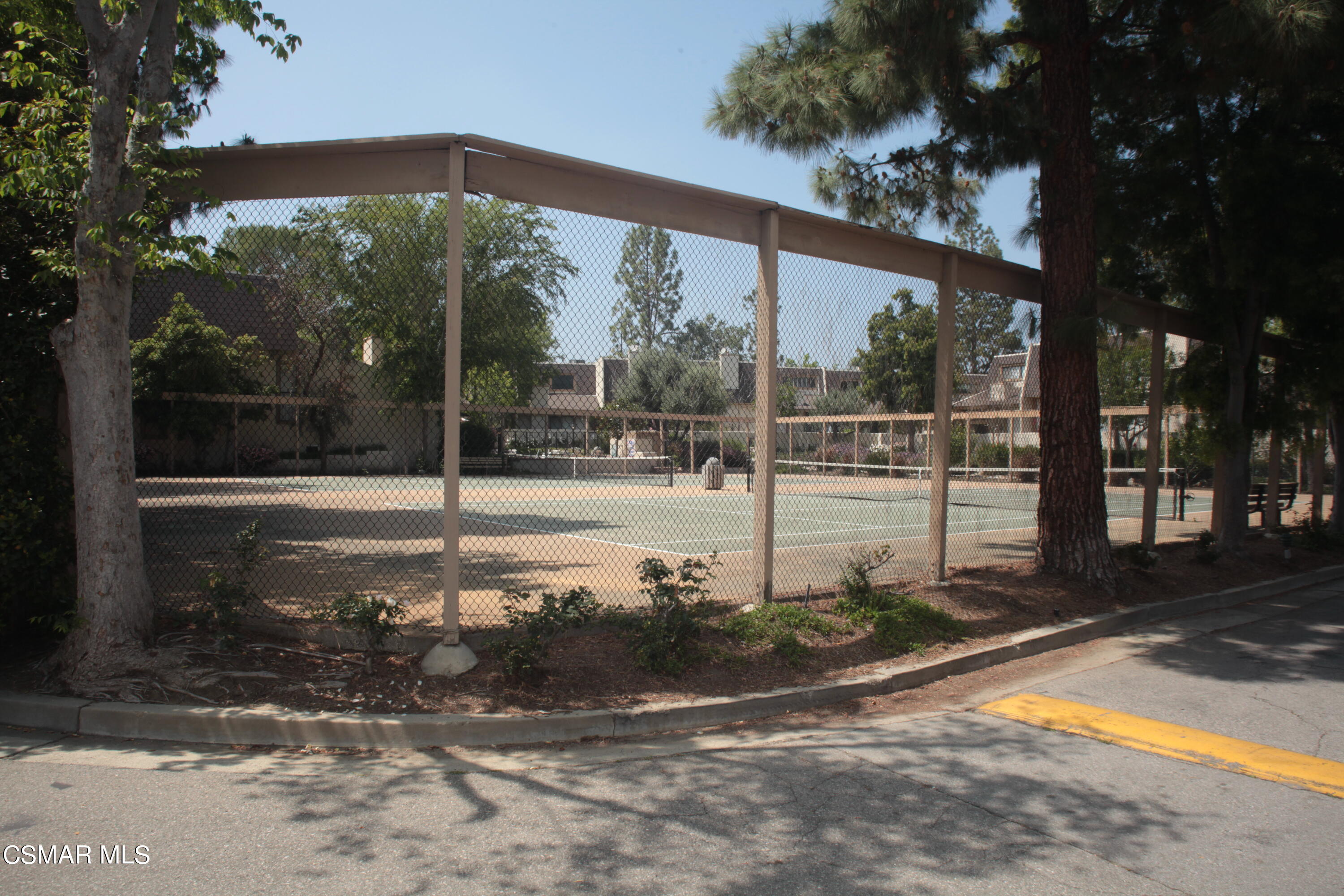 6121 Shoup Avenue, 25