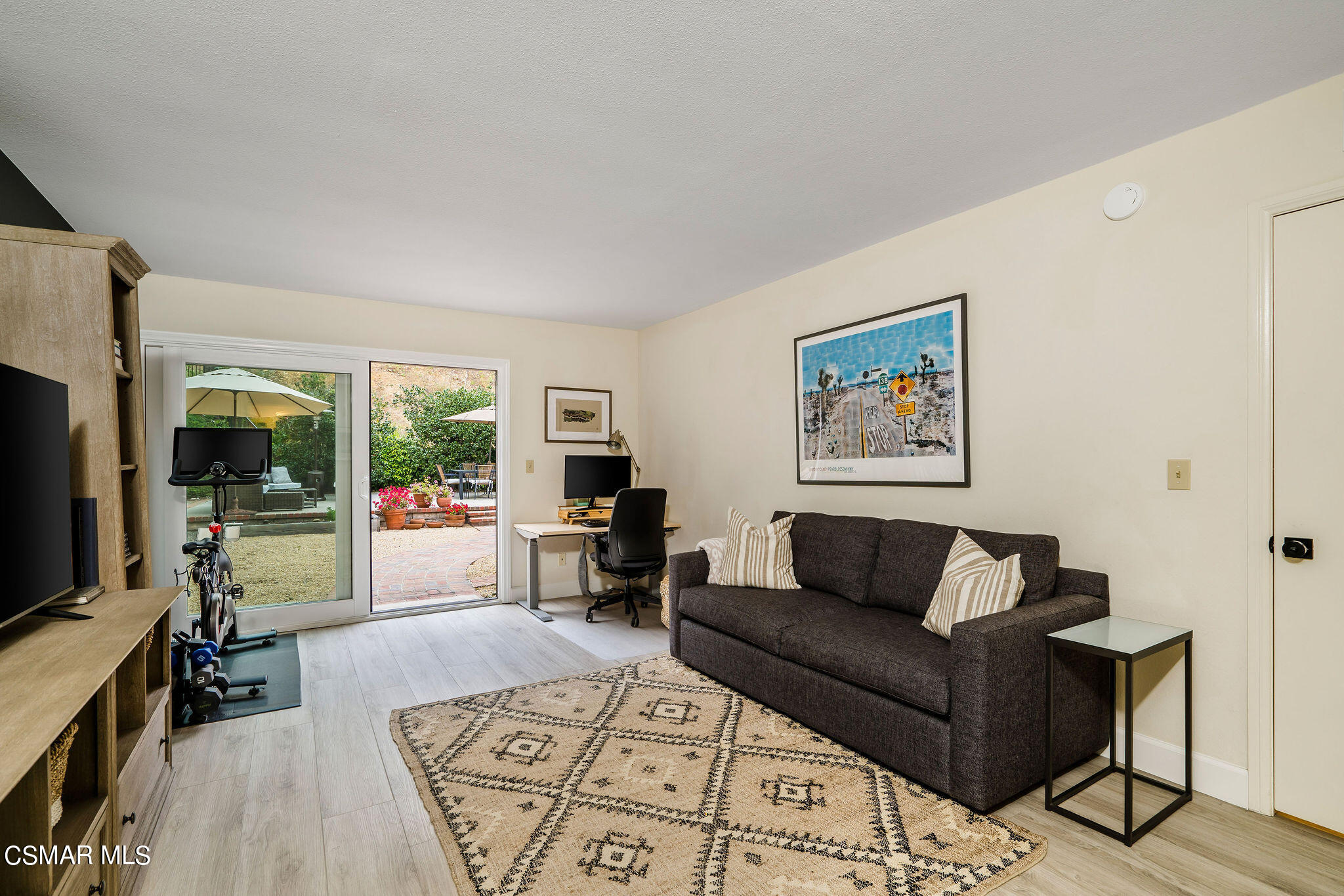 1588 Valecroft Avenue