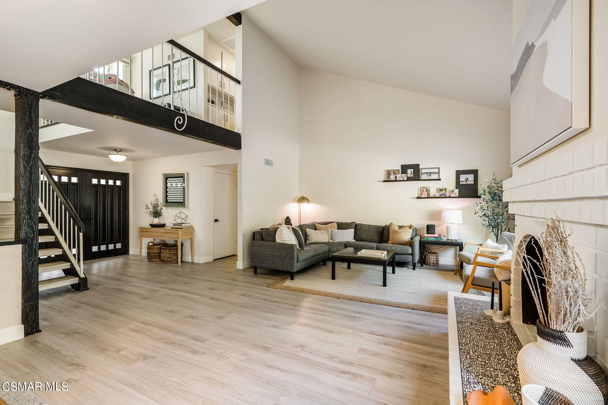 1588 Valecroft Avenue