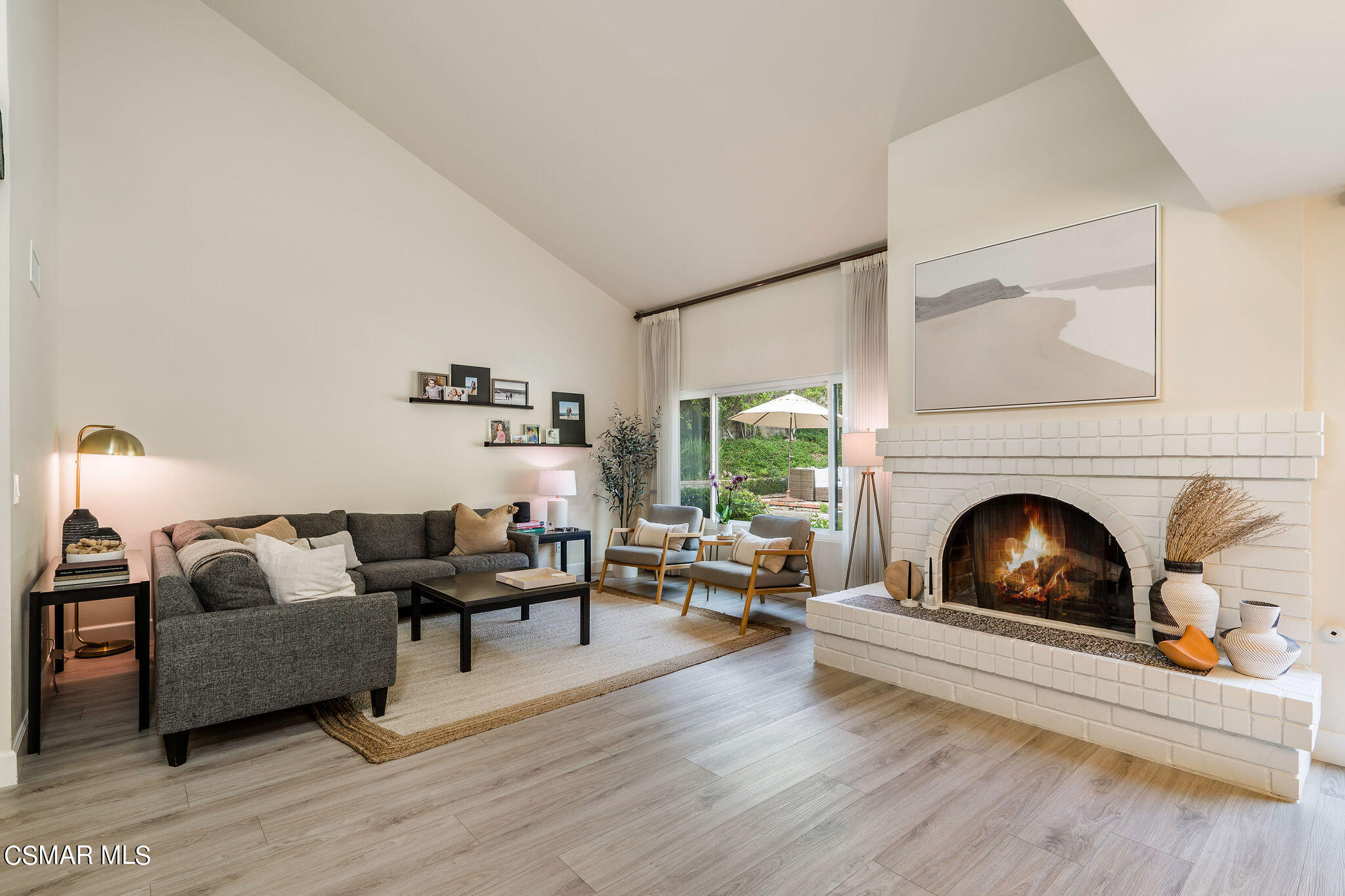 1588 Valecroft Avenue