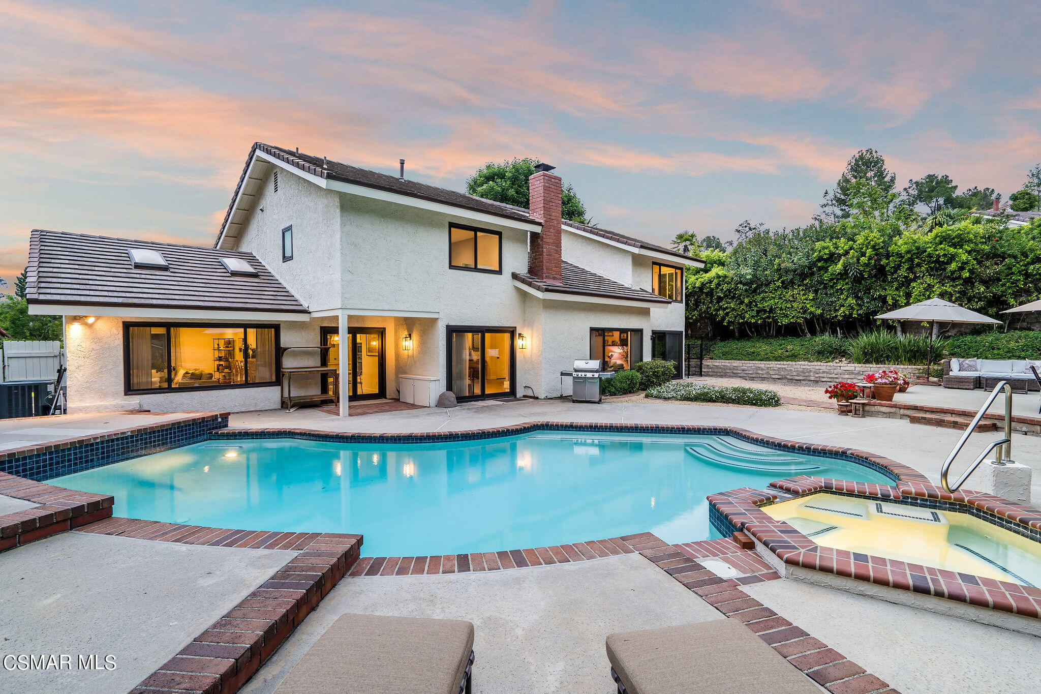 1588 Valecroft Avenue