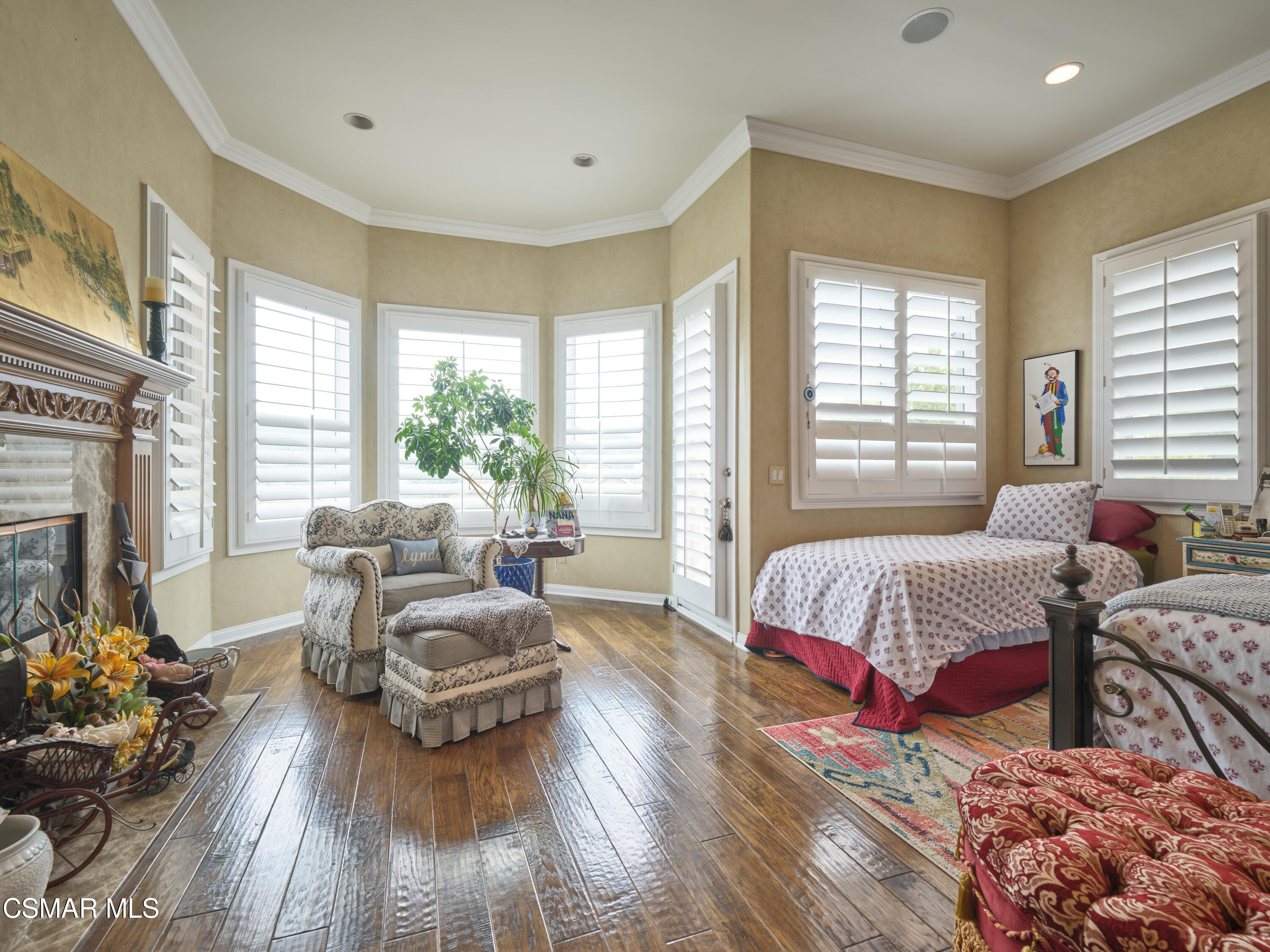 520 Ravensbury Street