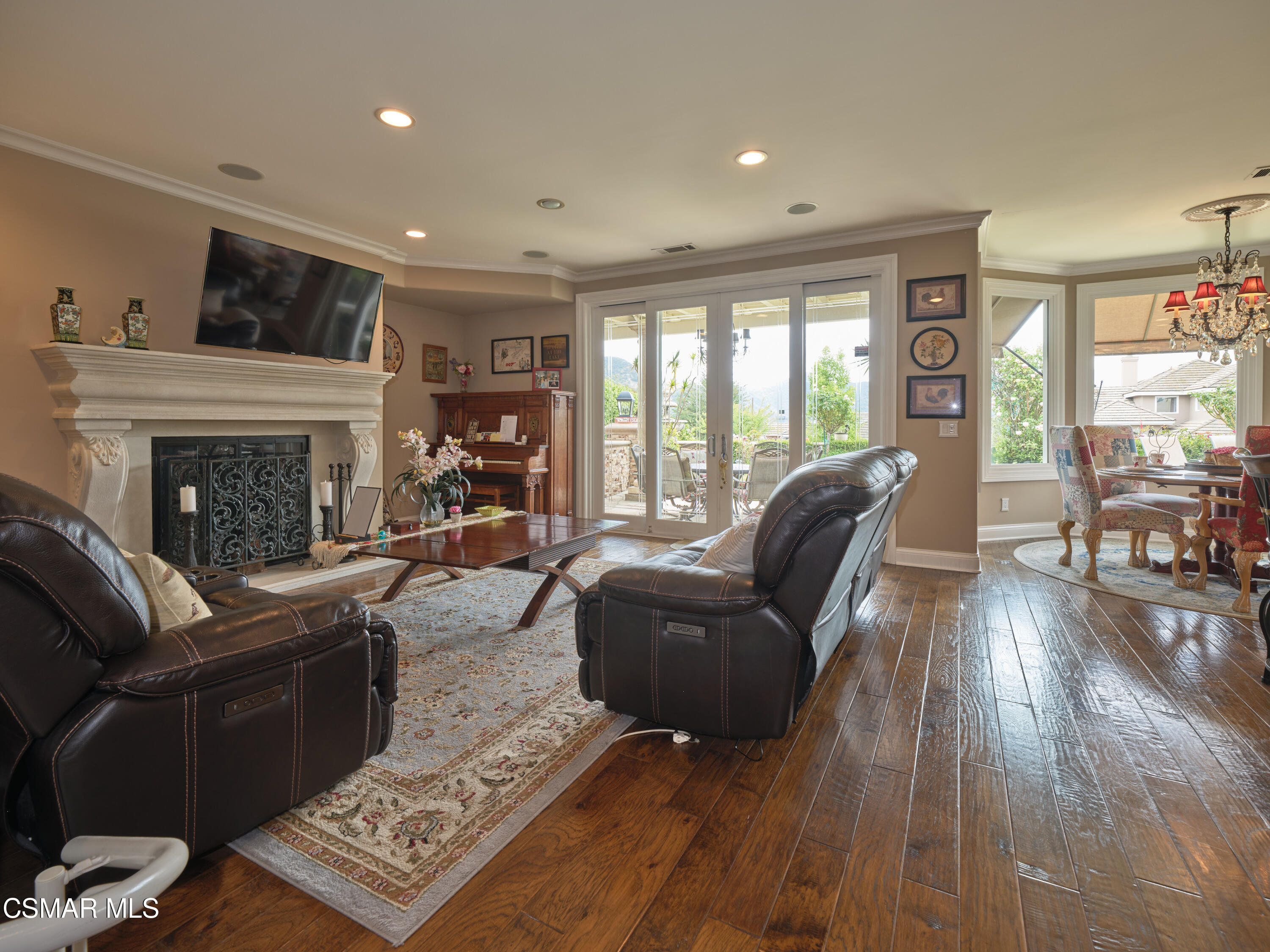 520 Ravensbury Street