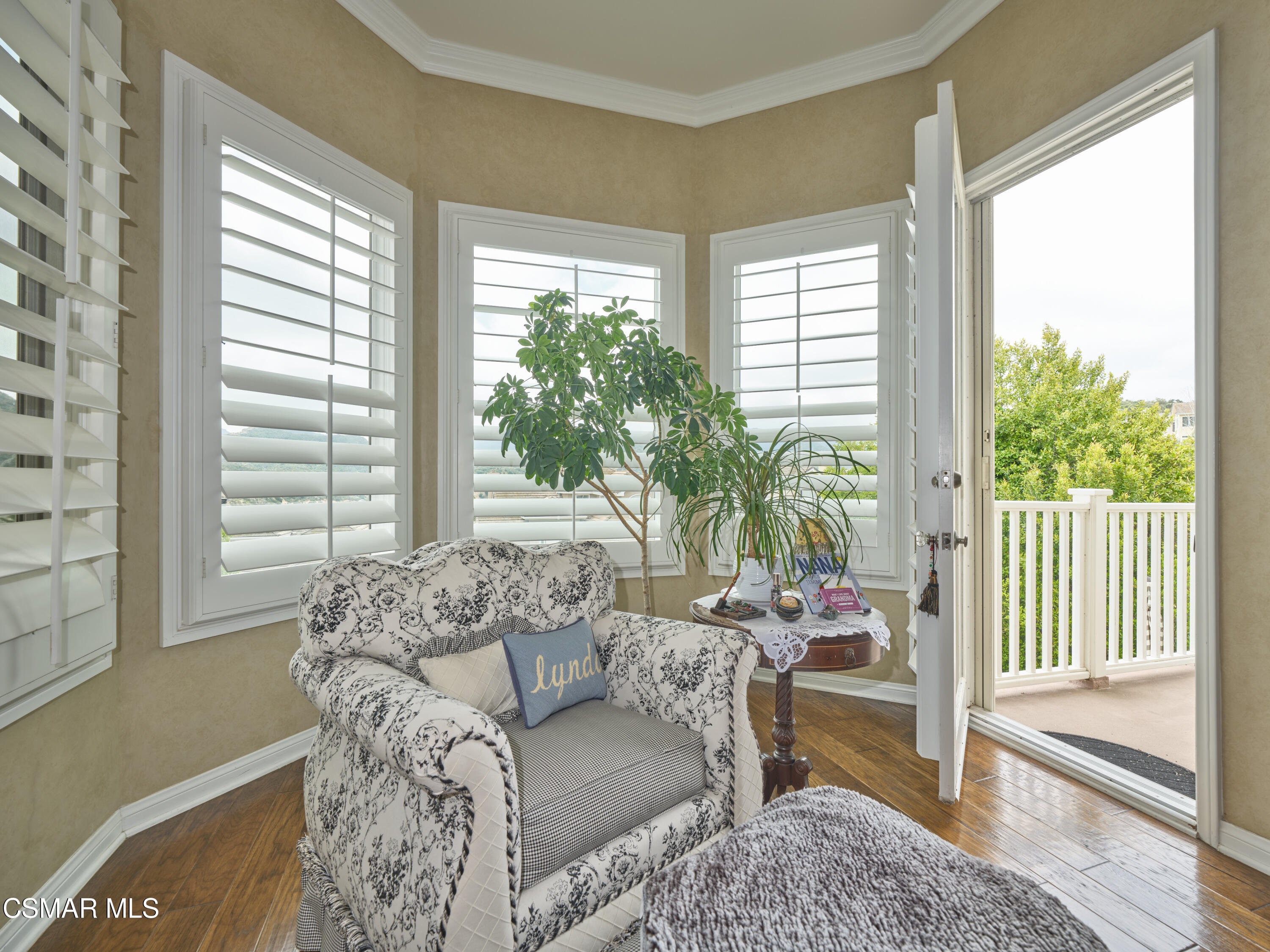 520 Ravensbury Street