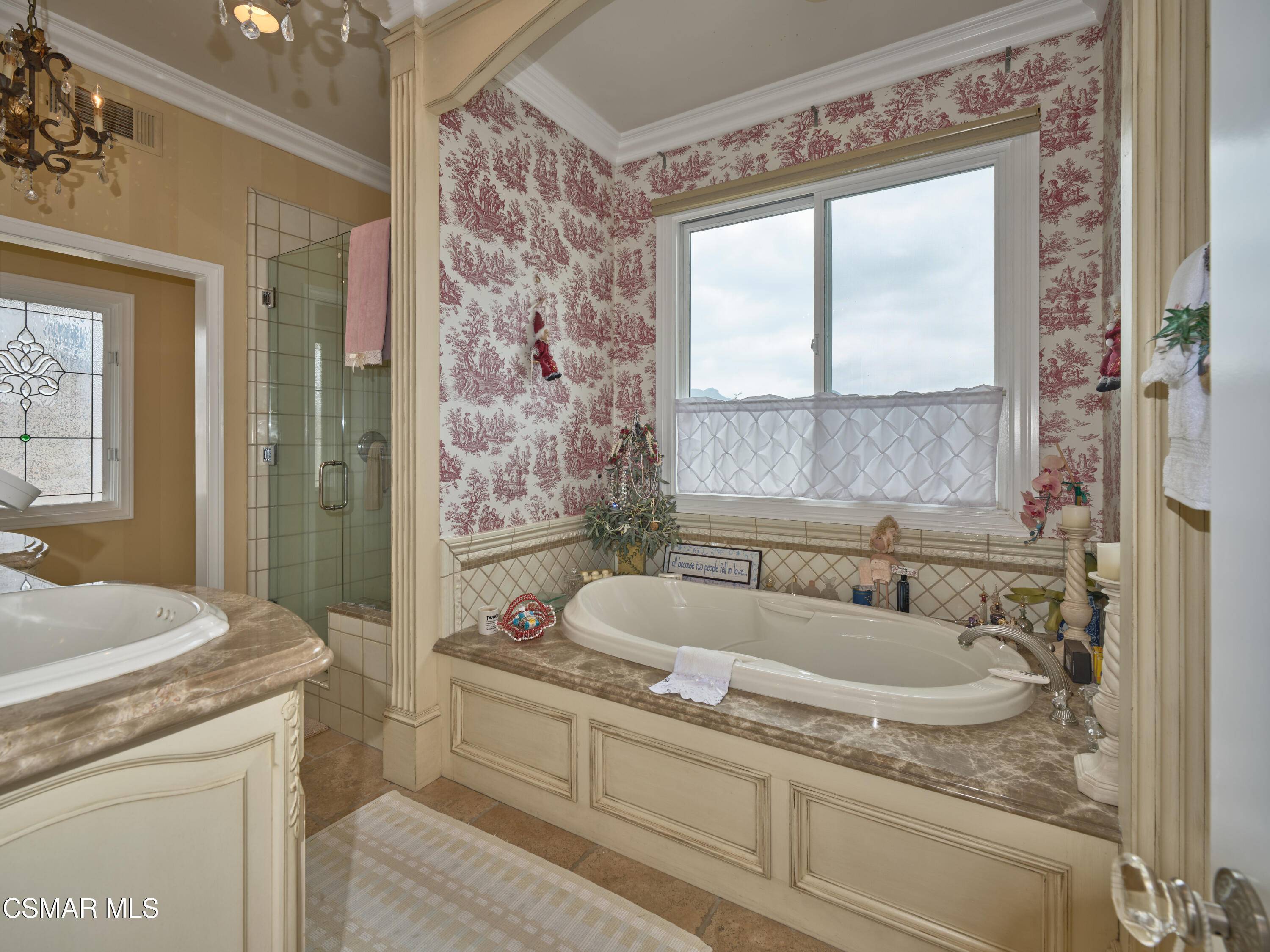 520 Ravensbury Street