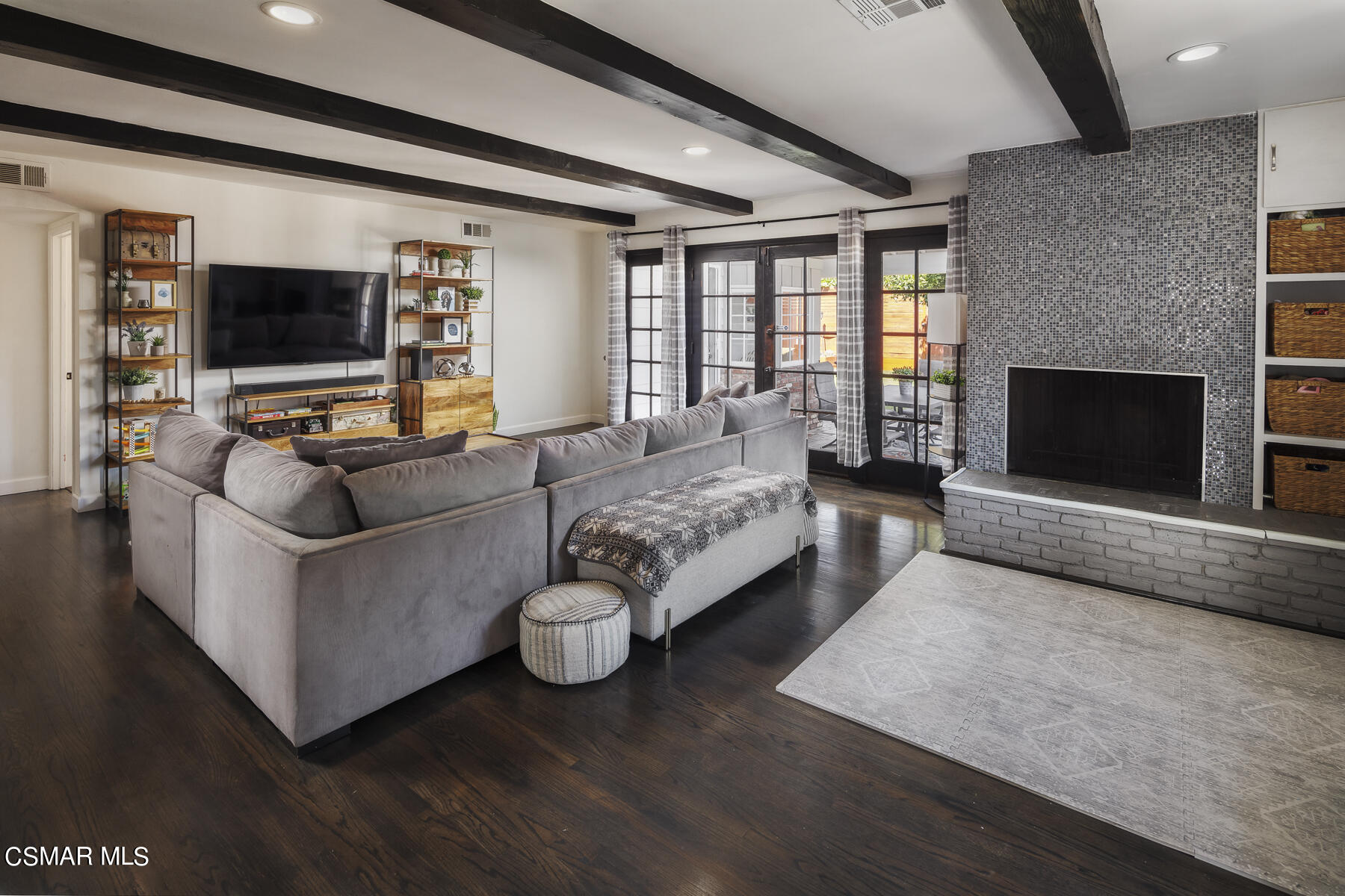 7112 Murietta Avenue