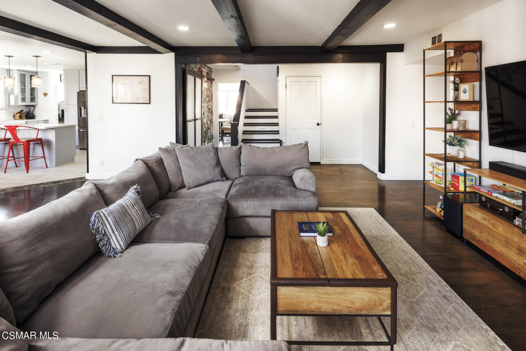 7112 Murietta Avenue