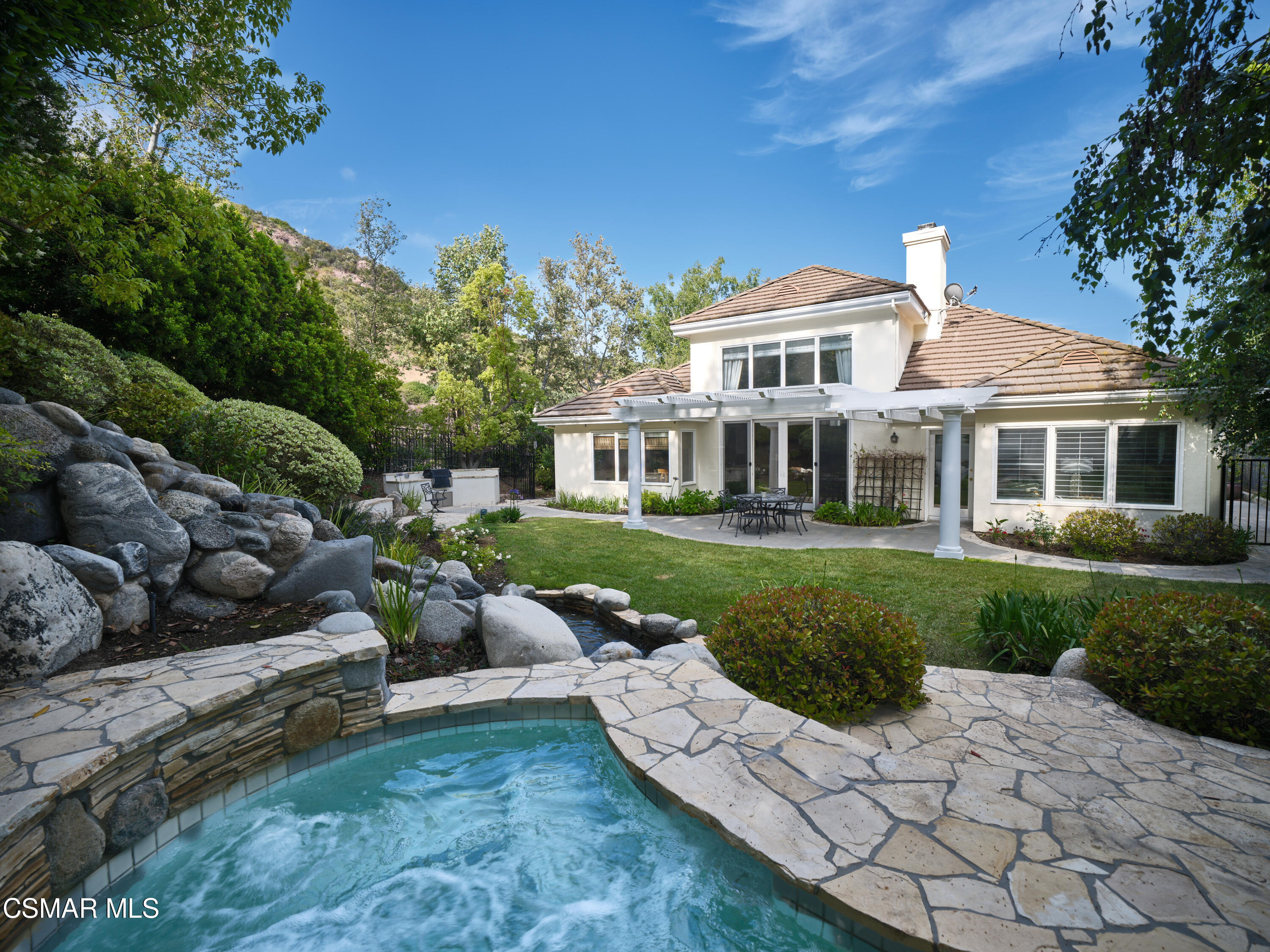 1613 Oakcottage Court