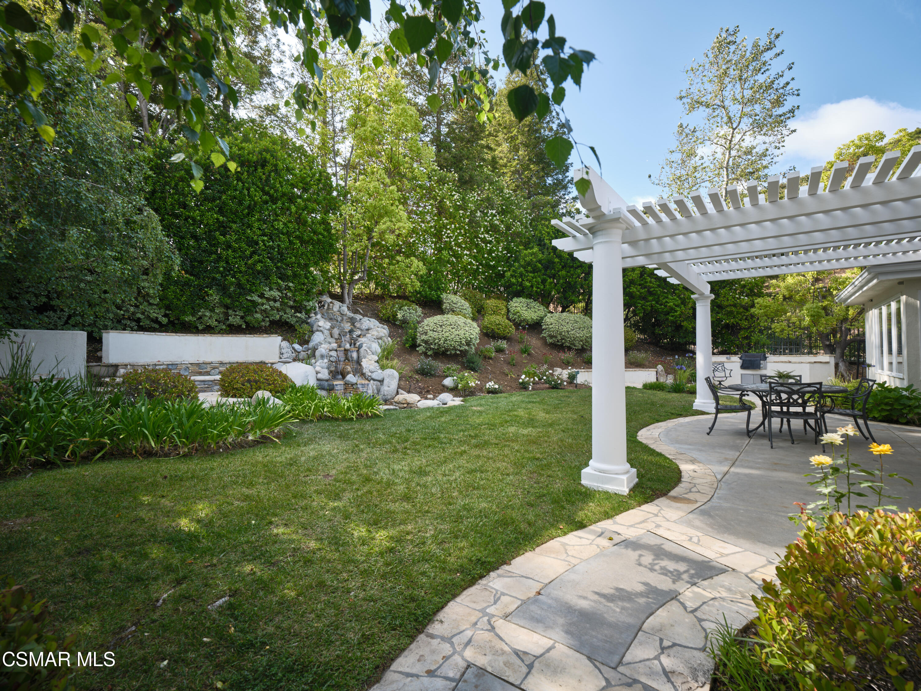 1613 Oakcottage Court