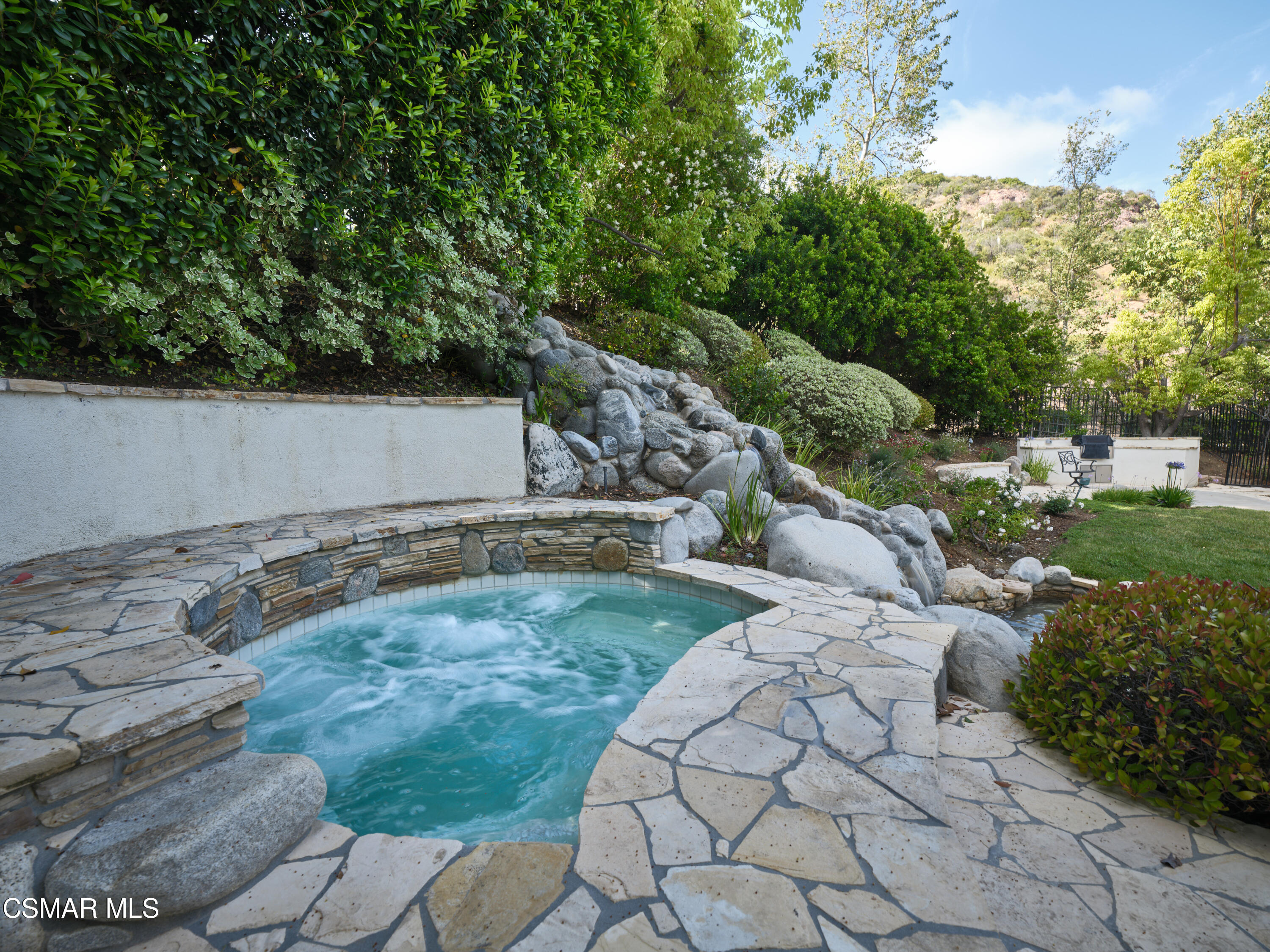 1613 Oakcottage Court