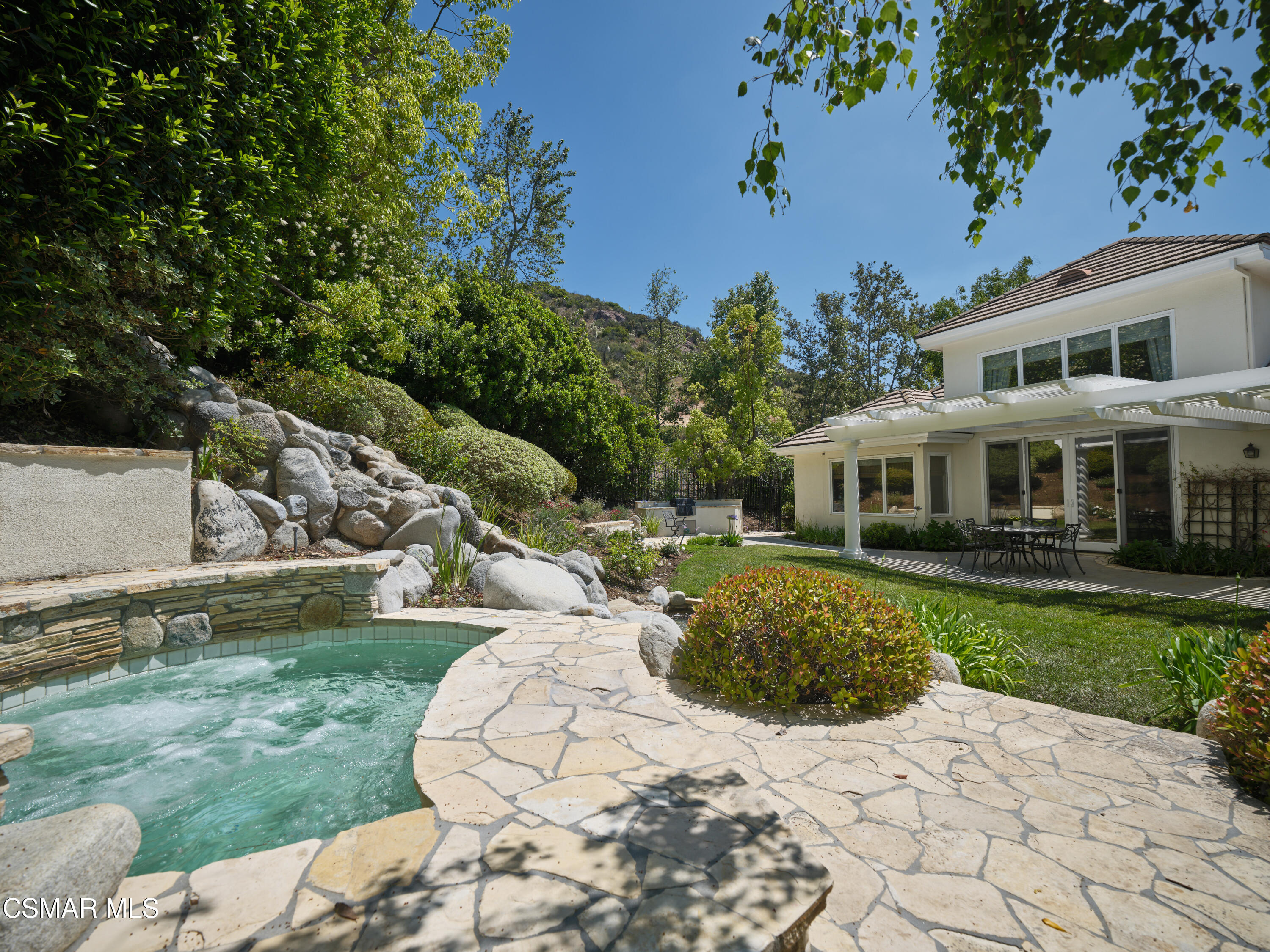 1613 Oakcottage Court