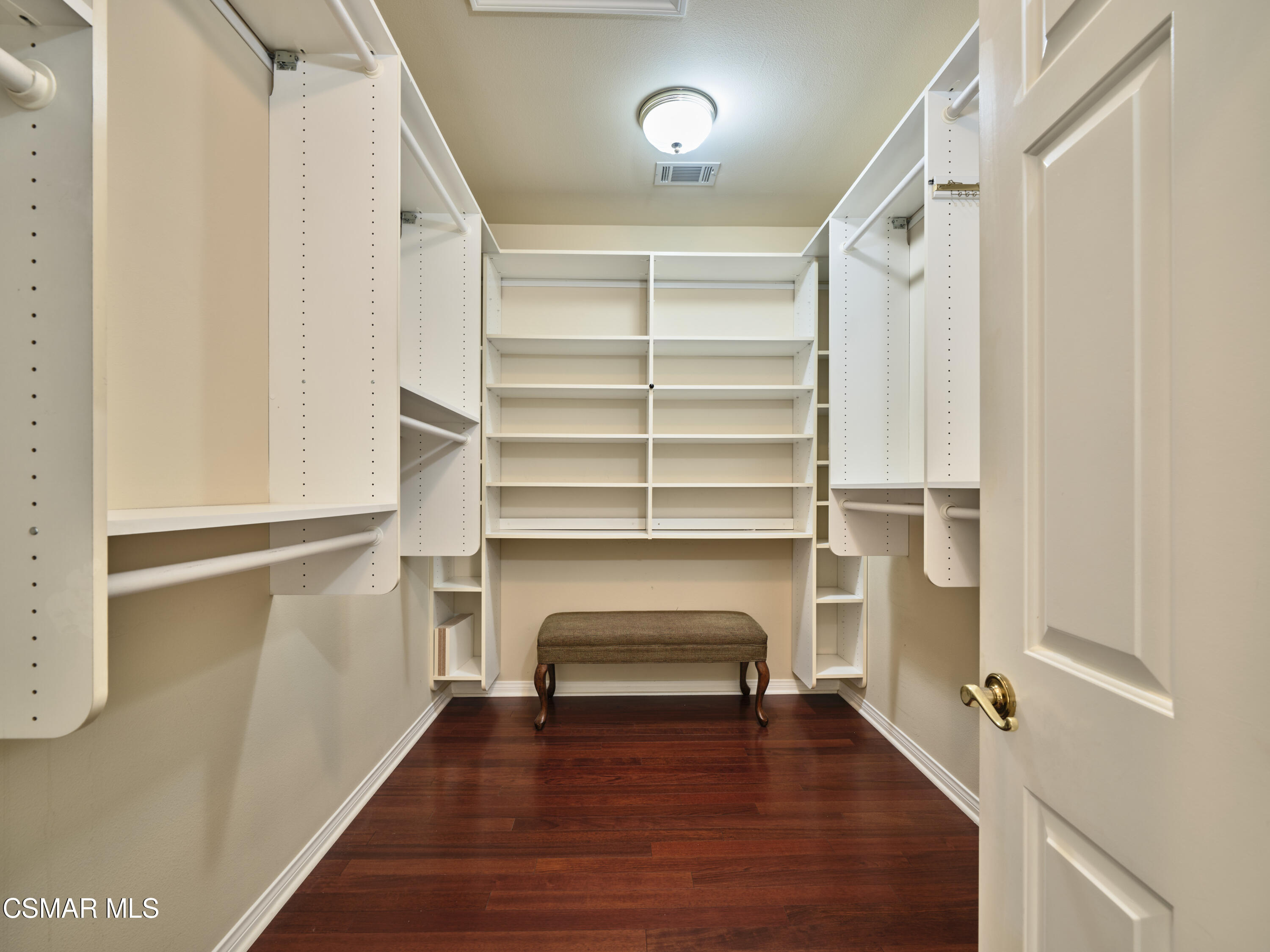 1613 Oakcottage Court