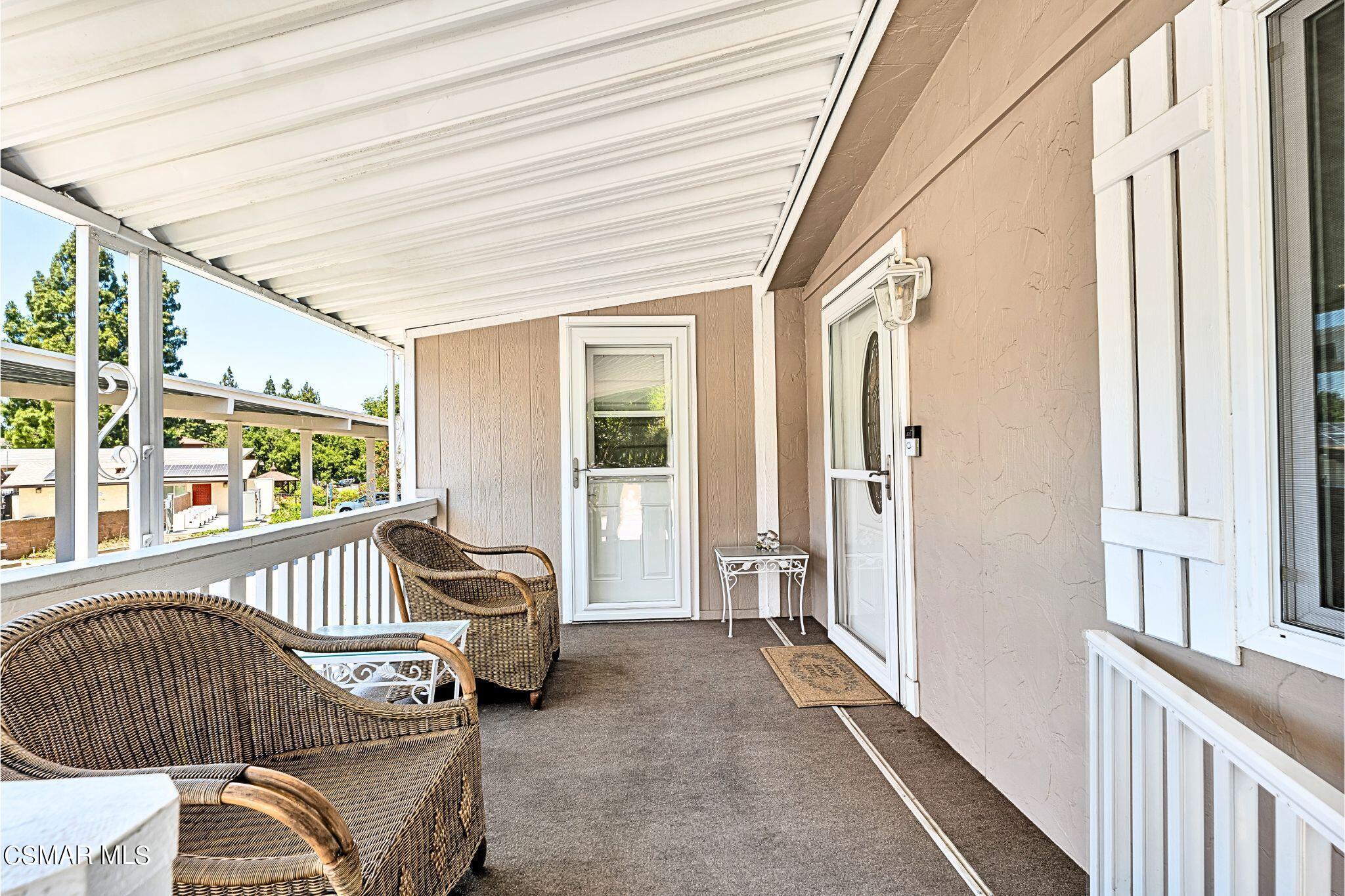 2569 Thunderbird Drive, 112