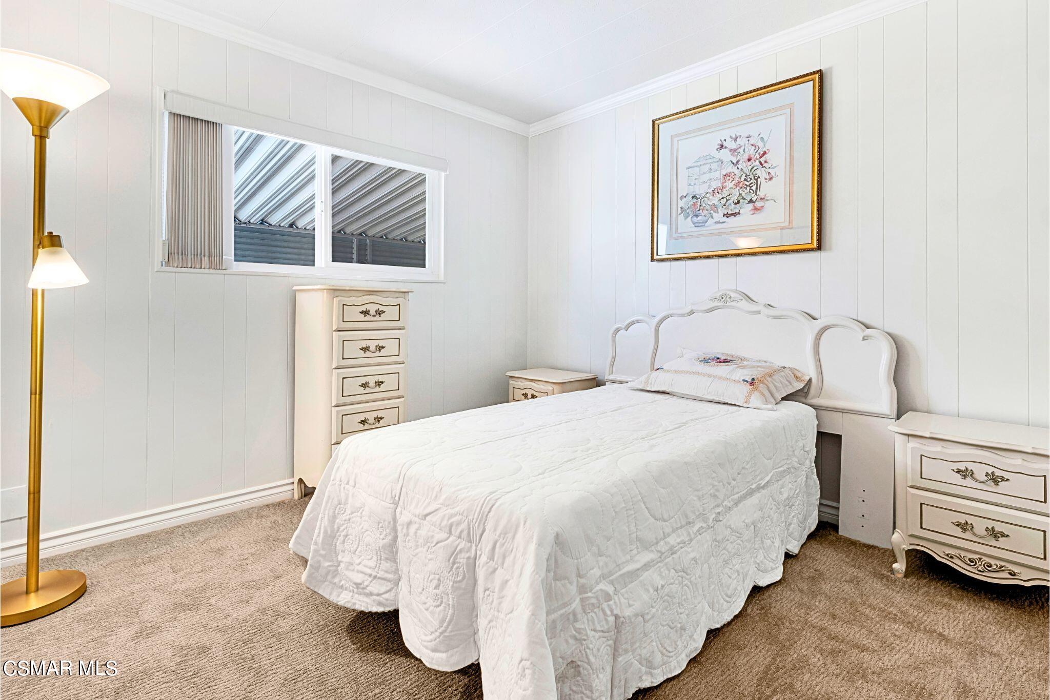 2569 Thunderbird Drive, 112