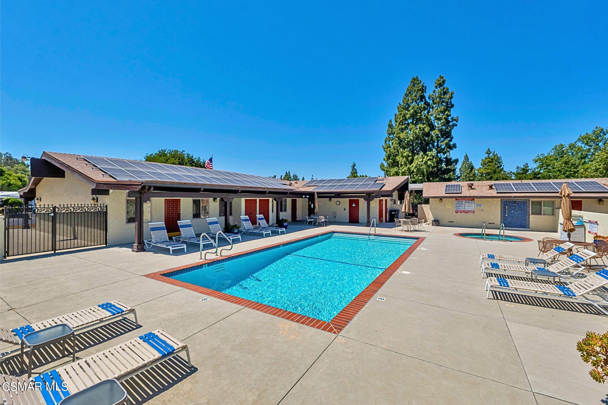 2569 Thunderbird Drive, 112