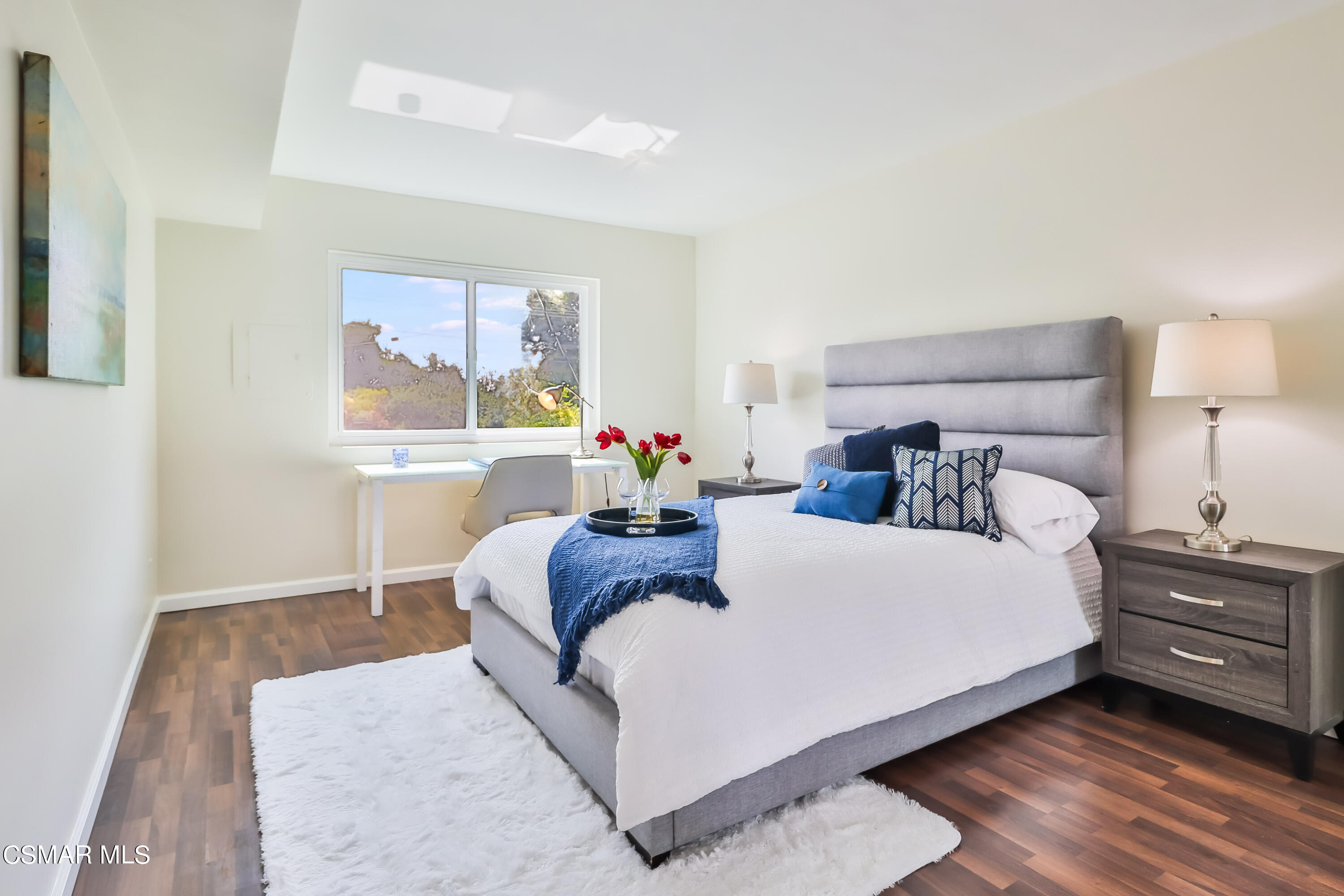 702 Park Avenue, 304