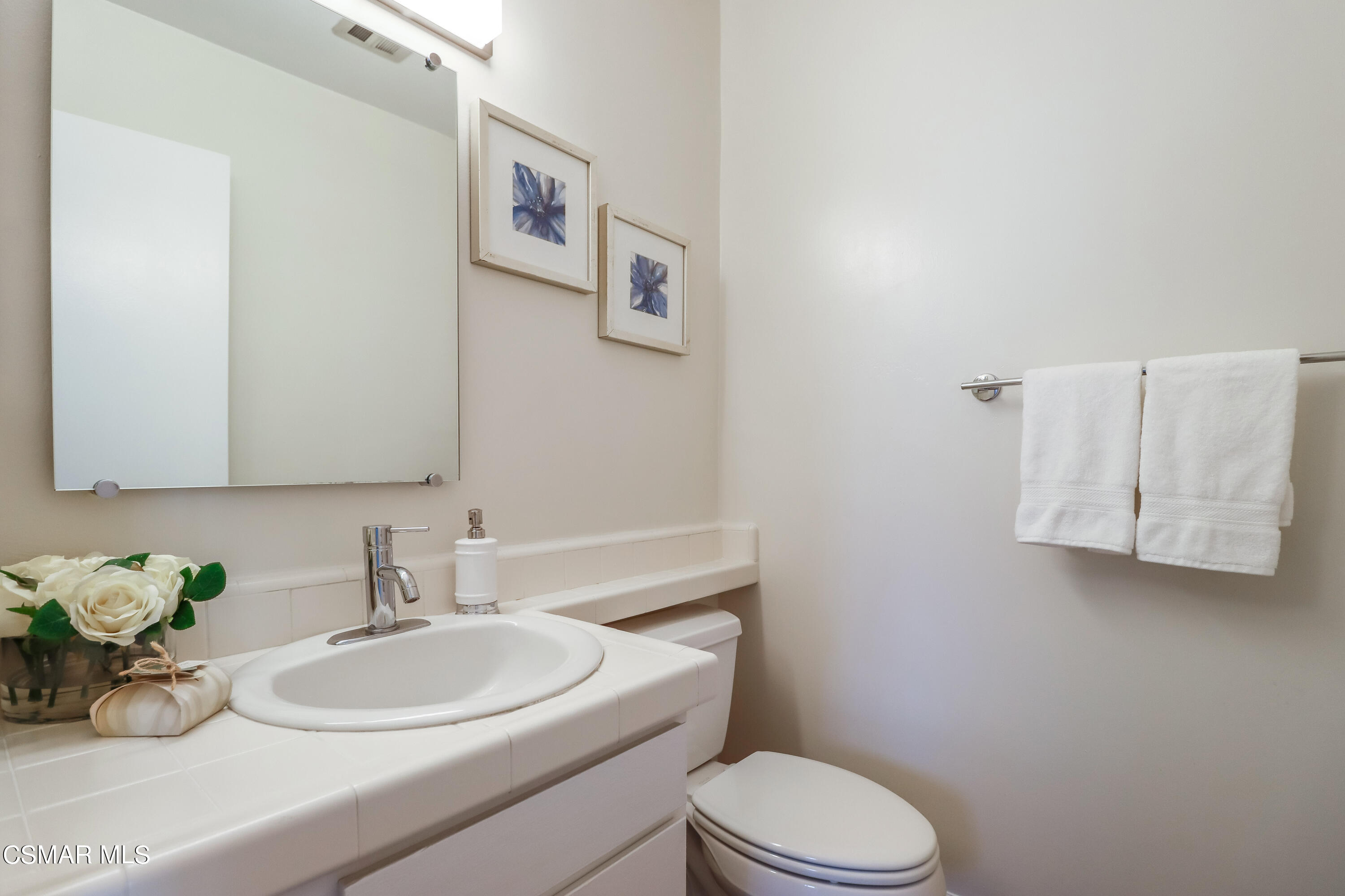 702 Park Avenue, 304