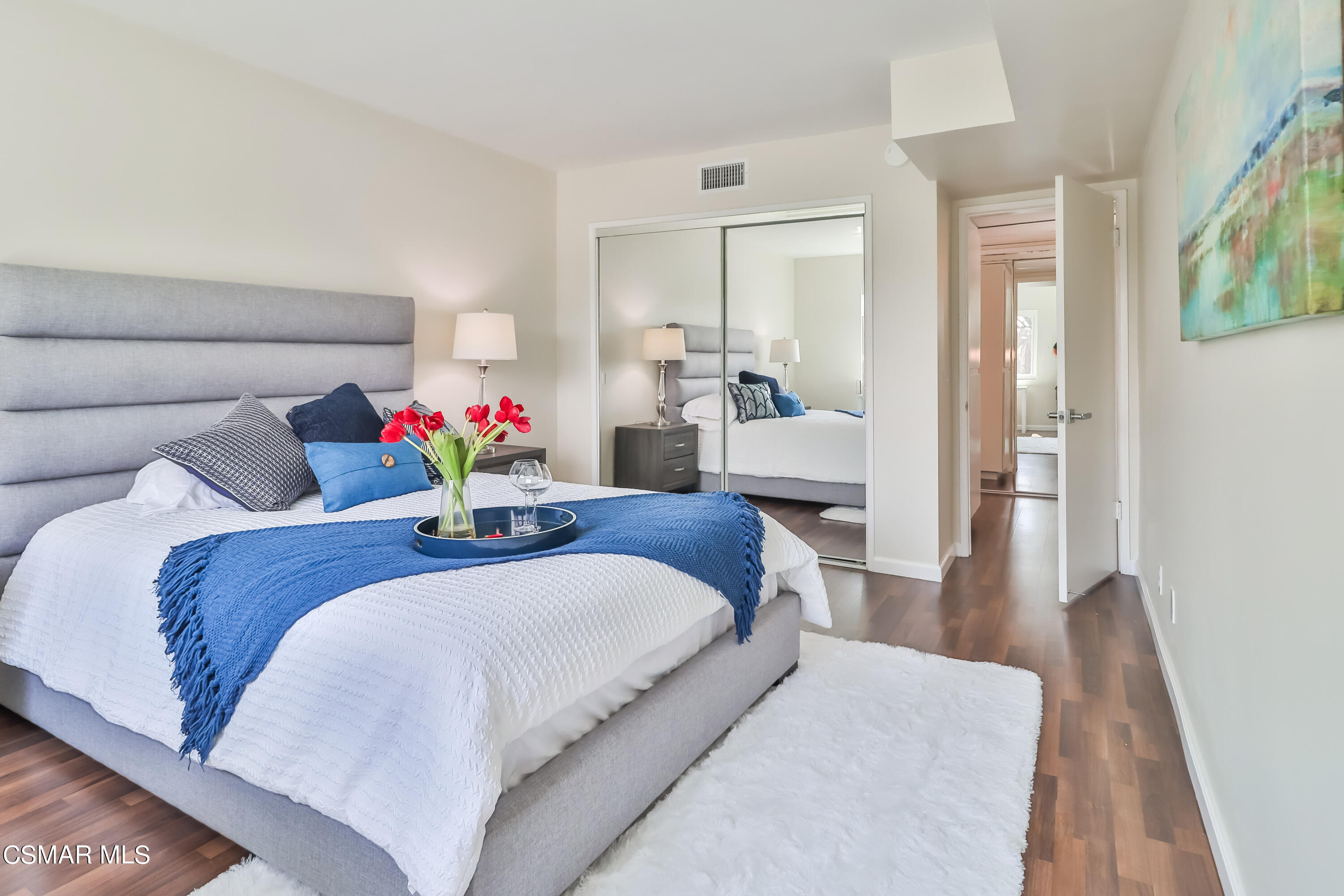 702 Park Avenue, 304