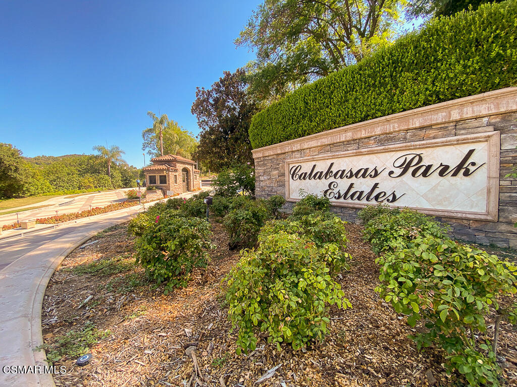 3714 Avenida Callada