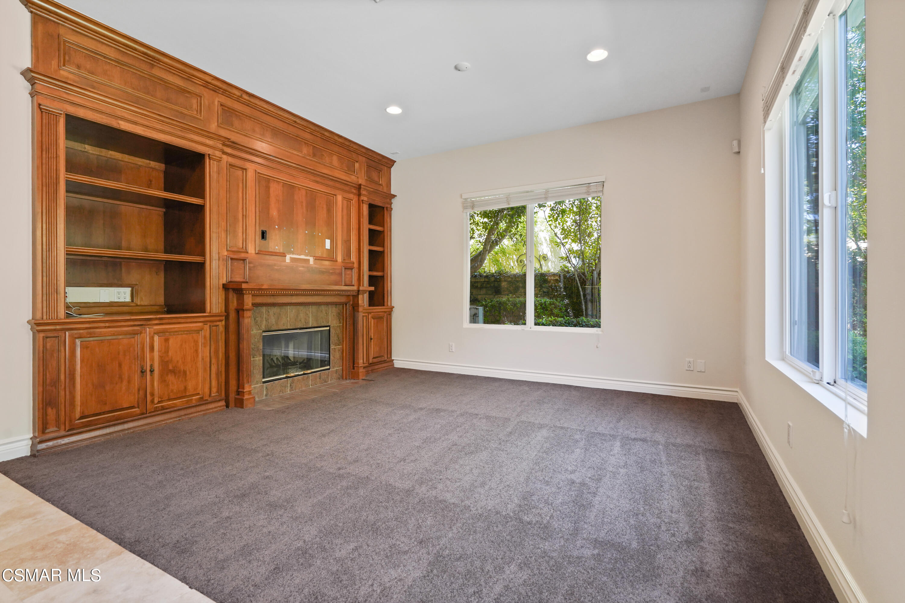 6077 Mandeville Place