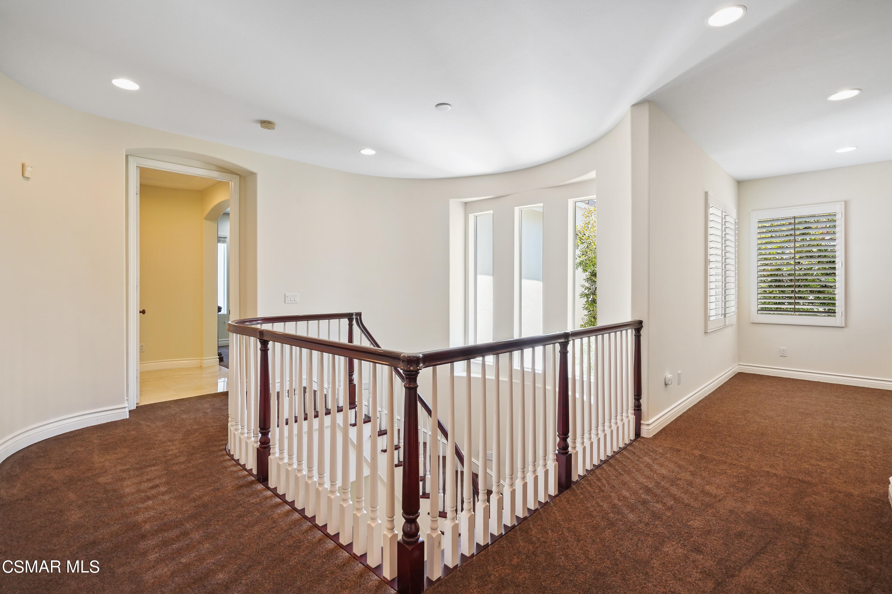 6077 Mandeville Place