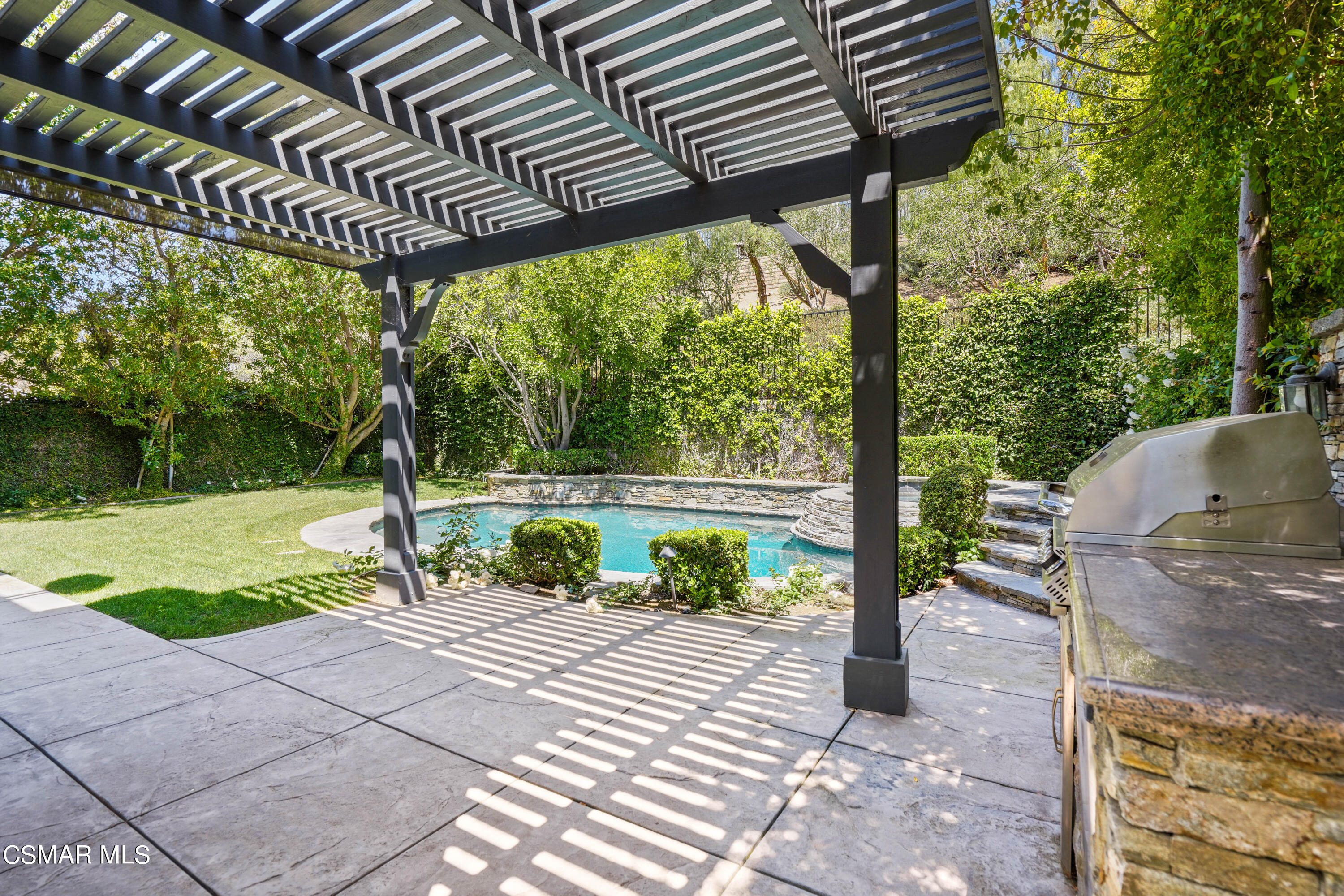 6077 Mandeville Place