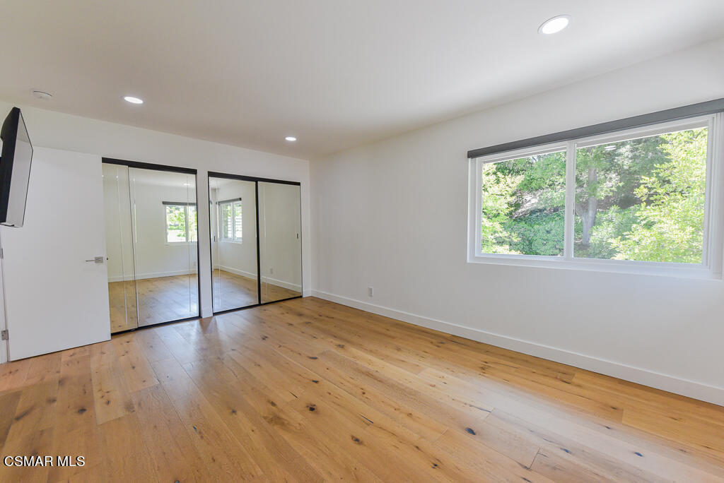 4742 Club View Drive