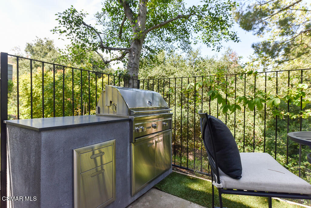 4742 Club View Drive