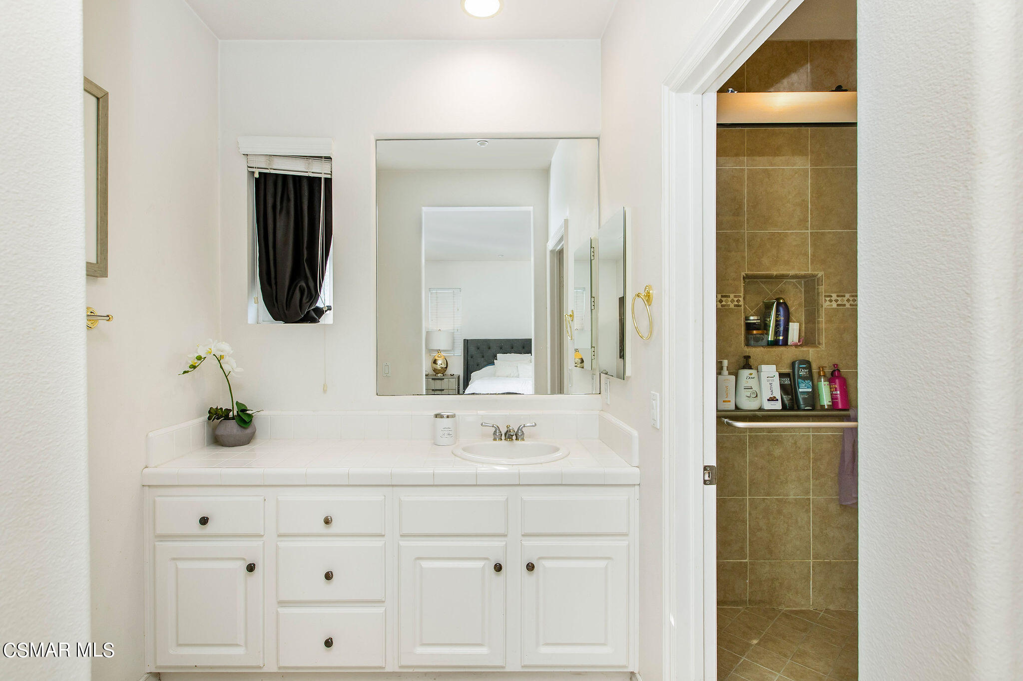 1035 N Country Club Drive