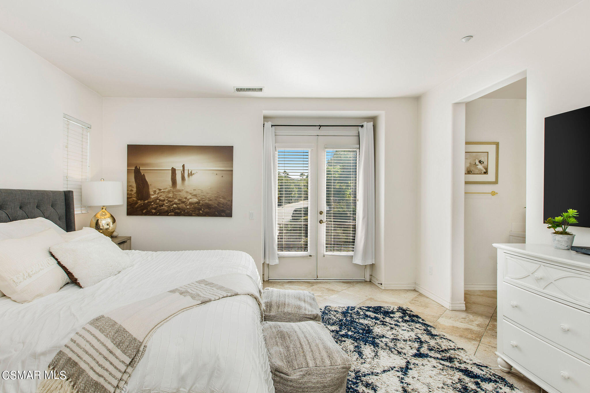 1035 N Country Club Drive