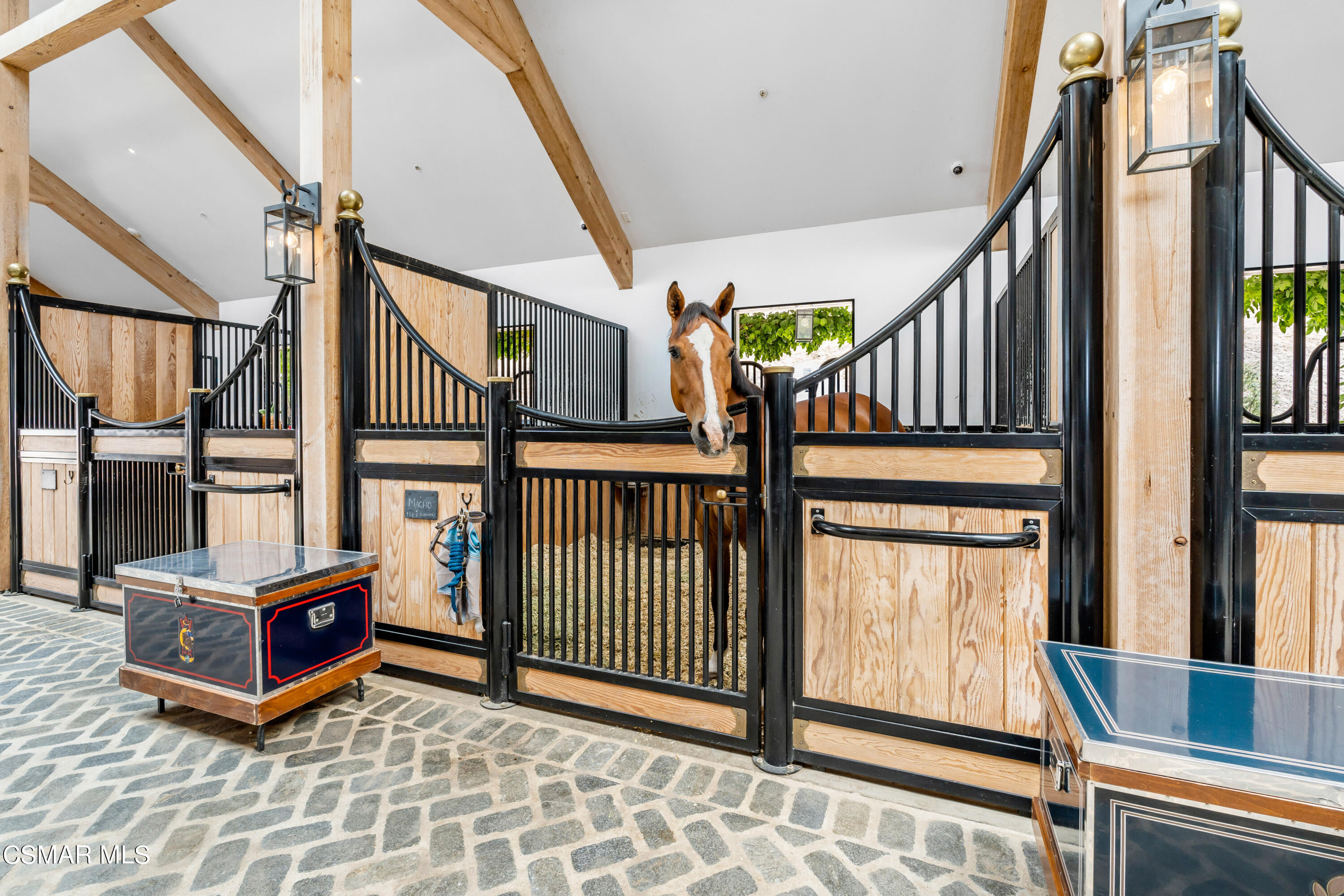 11100 Rocky High Road, Santa Rosa (VEN)