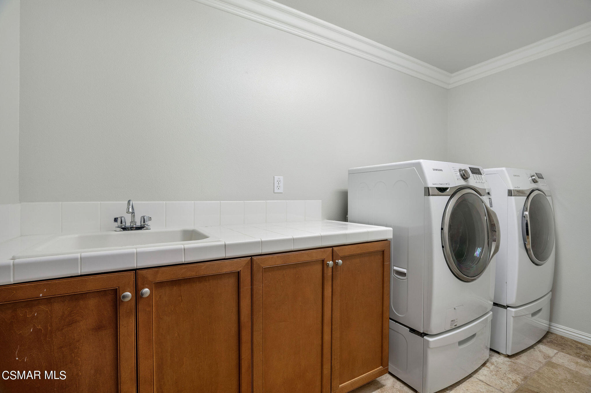 1596 Silver Shadow Drive