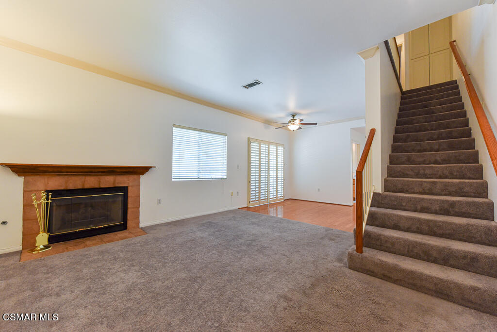 13030 Moorpark Street, 1