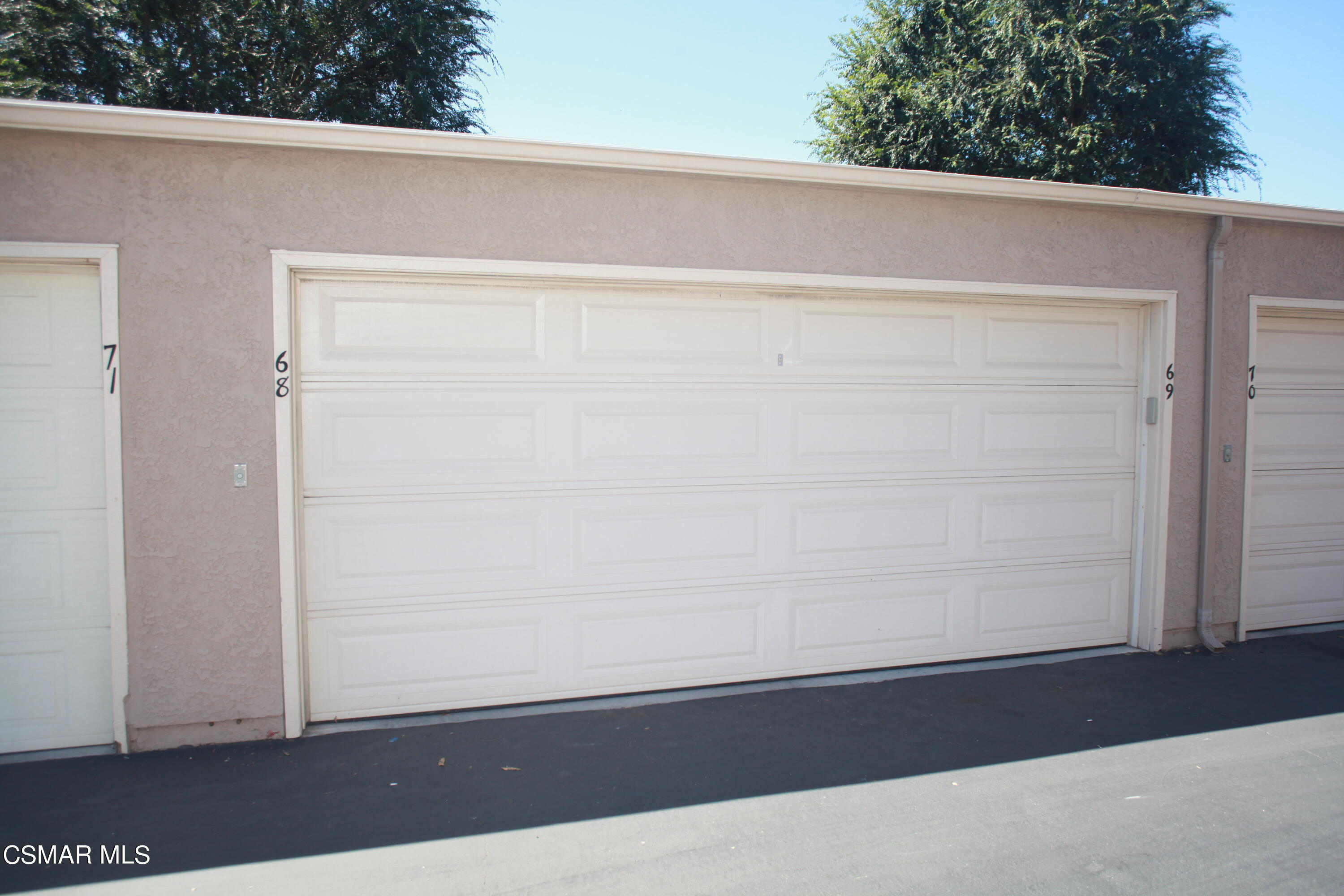 2328 Archwood Lane, 68