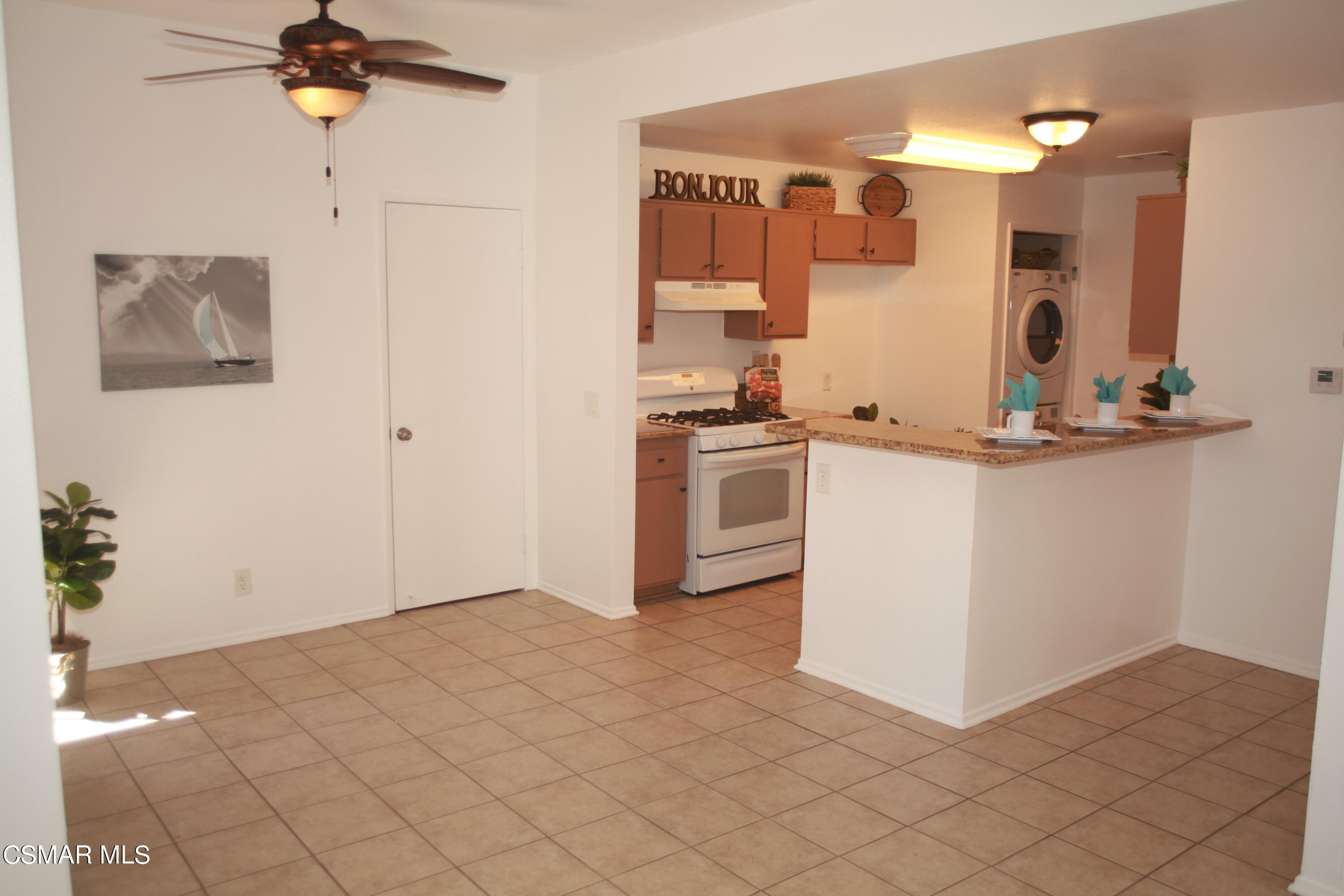 2328 Archwood Lane, 68