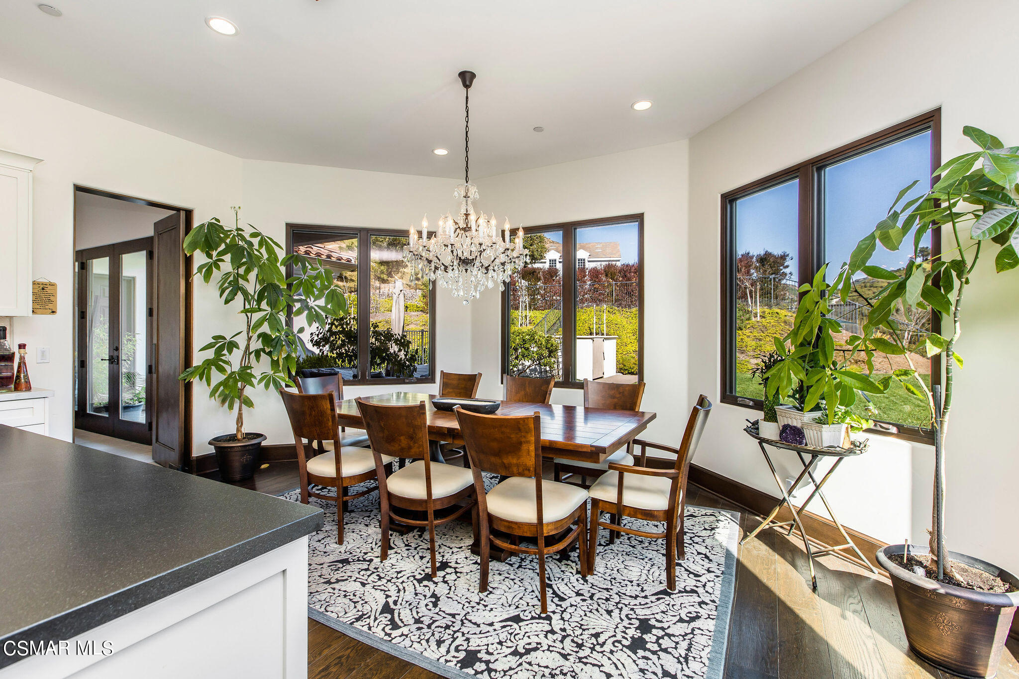 650 Williamsburg Court