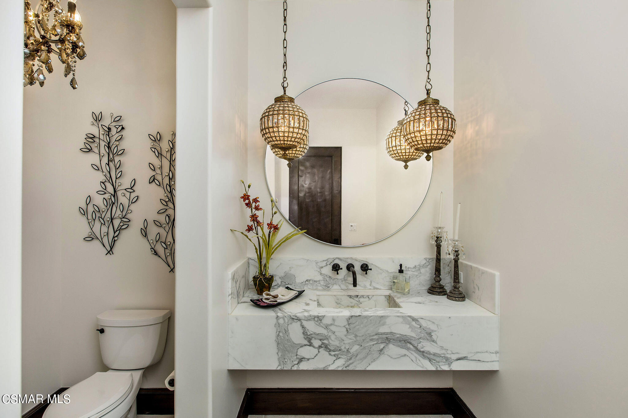 650 Williamsburg Court