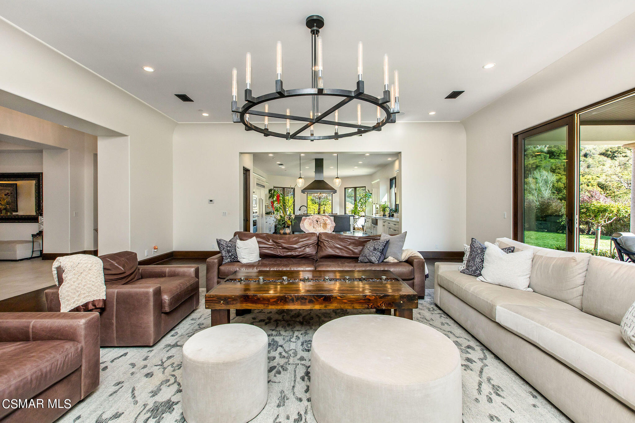 650 Williamsburg Court