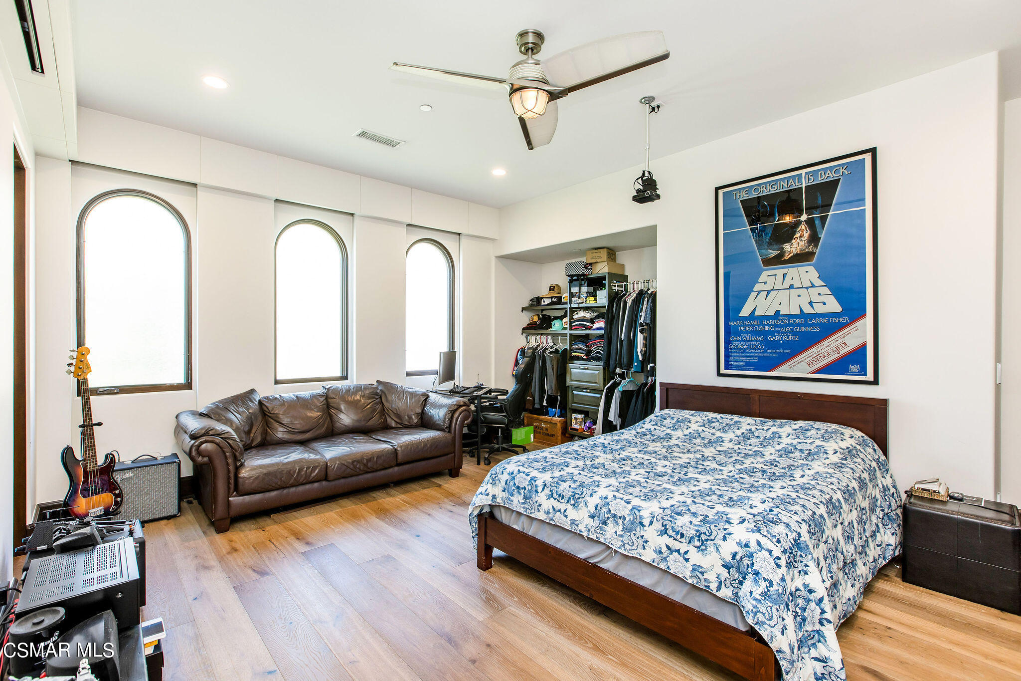 650 Williamsburg Court