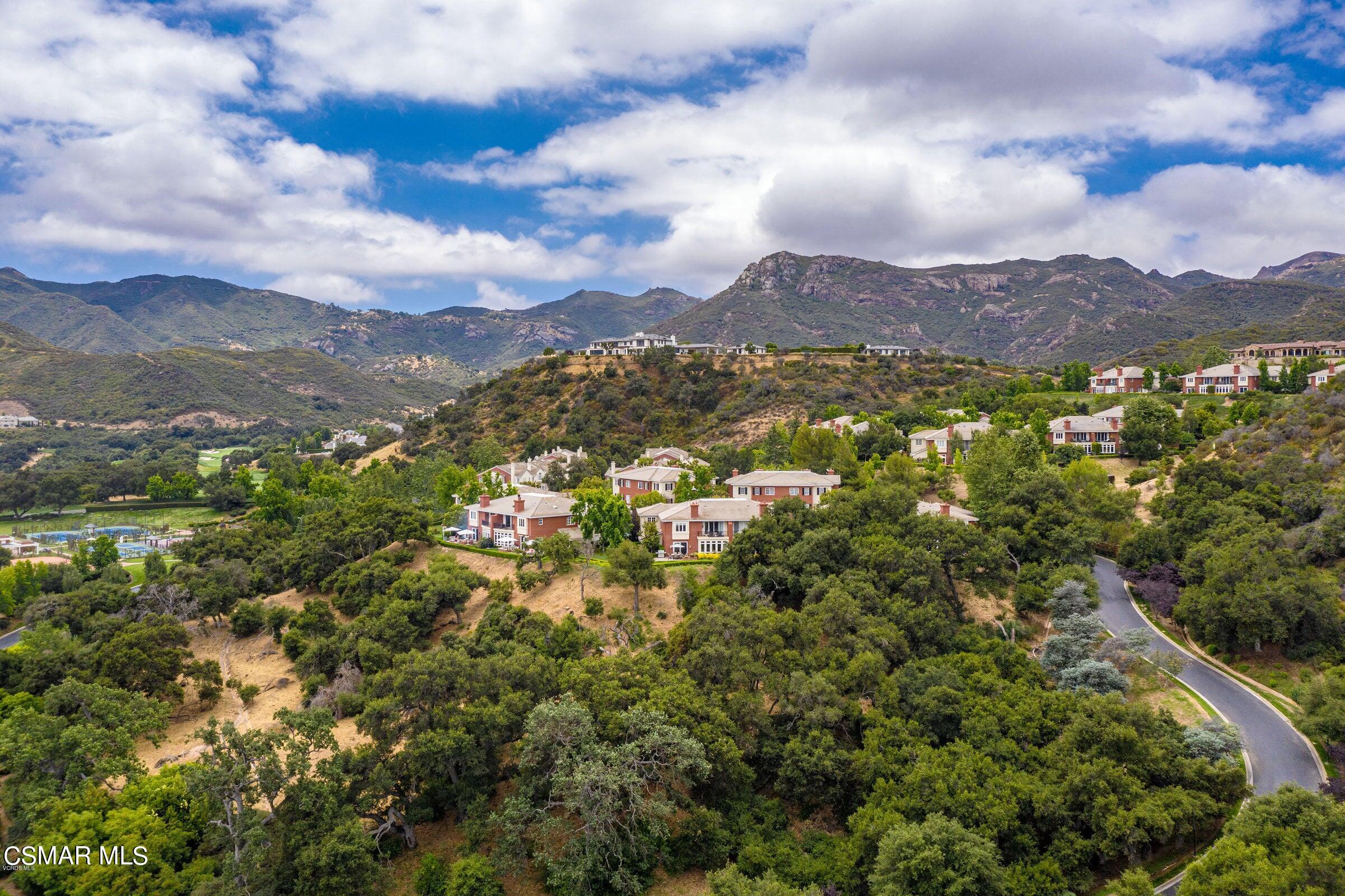 2342 Heatherbank Court