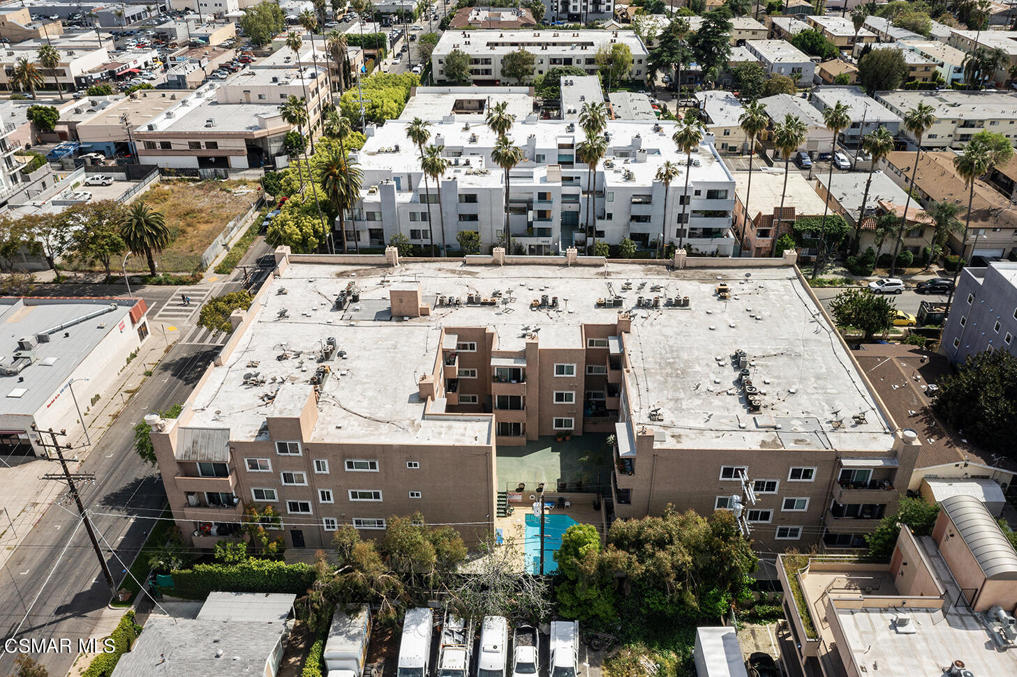 14607 Erwin Street, 106