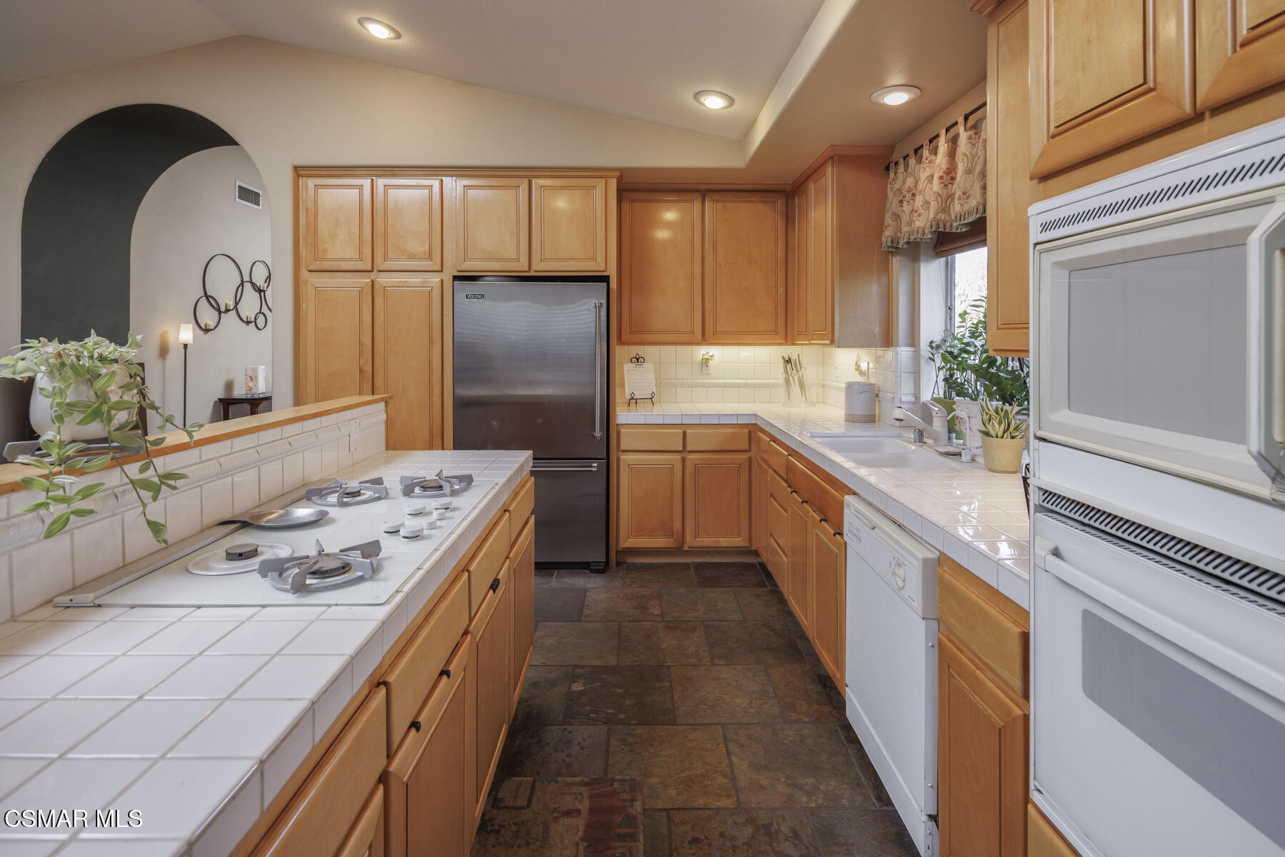 1658 Amarelle Street