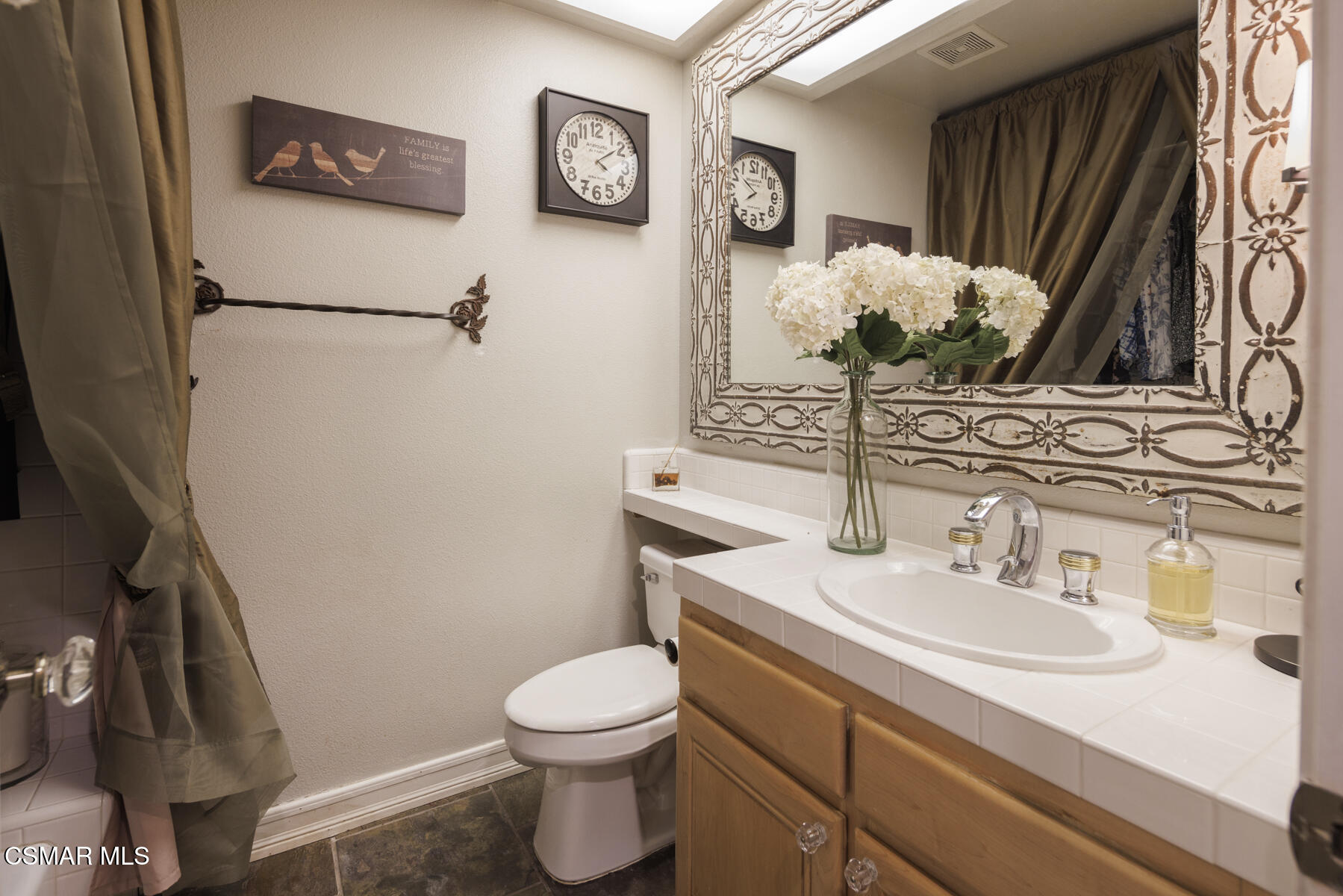 1658 Amarelle Street