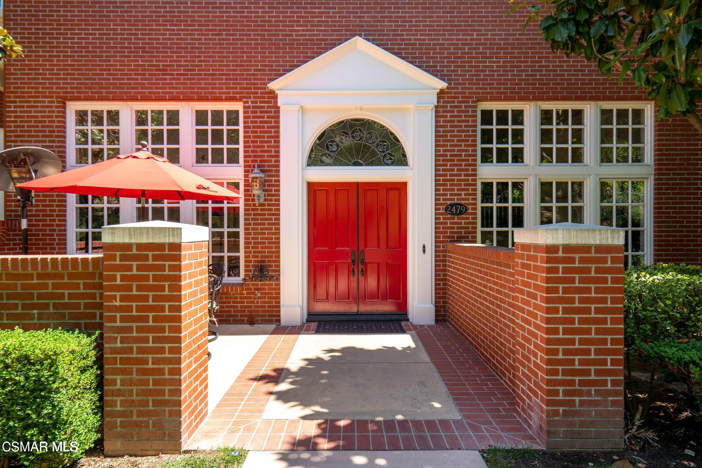 2479 Swanfield Court