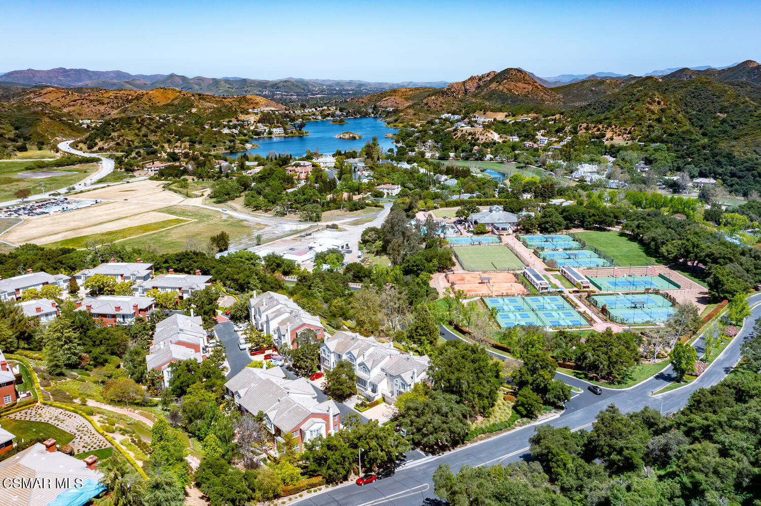 2479 Swanfield Court