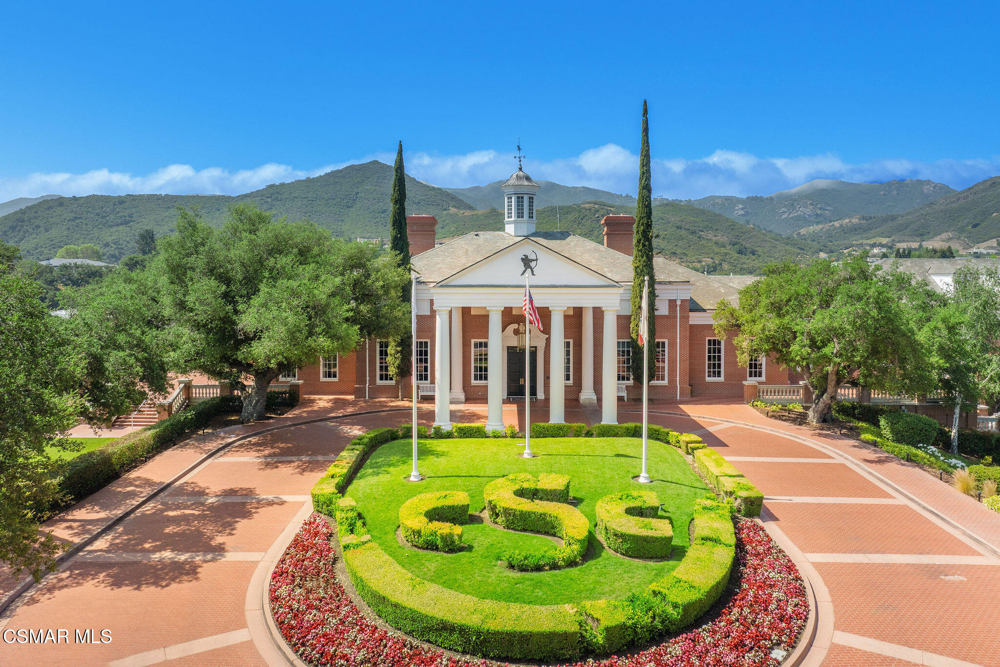 2479 Swanfield Court